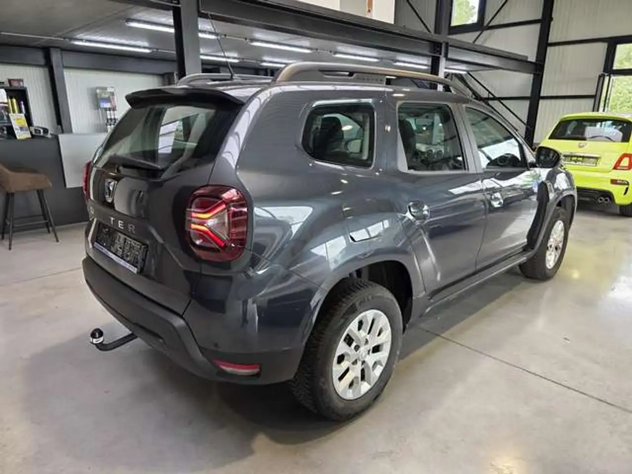 Dacia Duster — photo 4