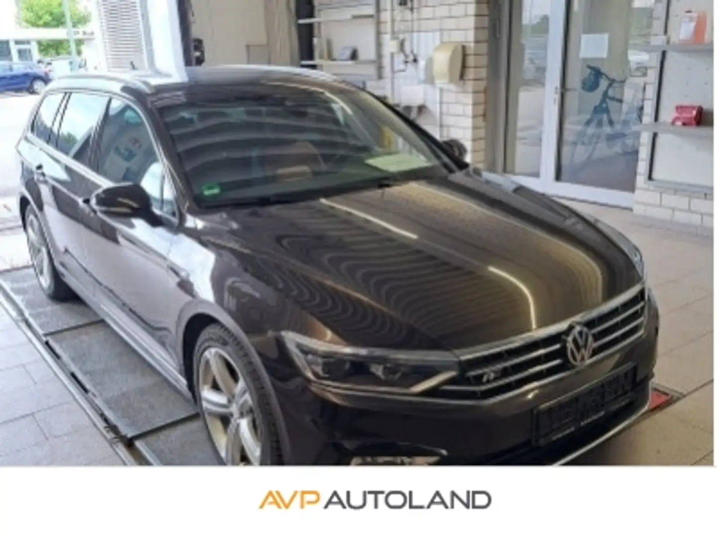 Volkswagen Passat Variant 2.0 TDI DSG 4MOTION Elegance Bruin - 1