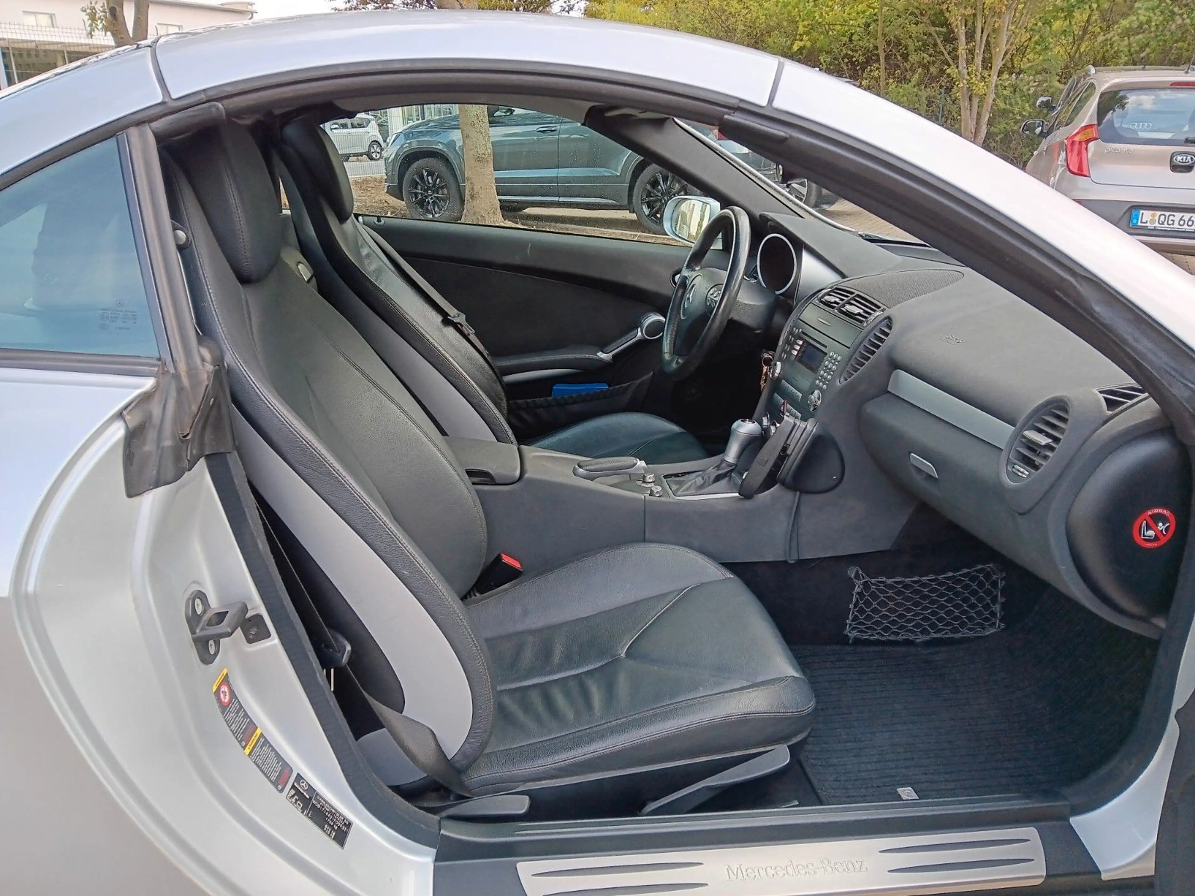 Mercedes-Benz SLK 200 Roadster Kompressor Leder Xenon Klima — photo 6