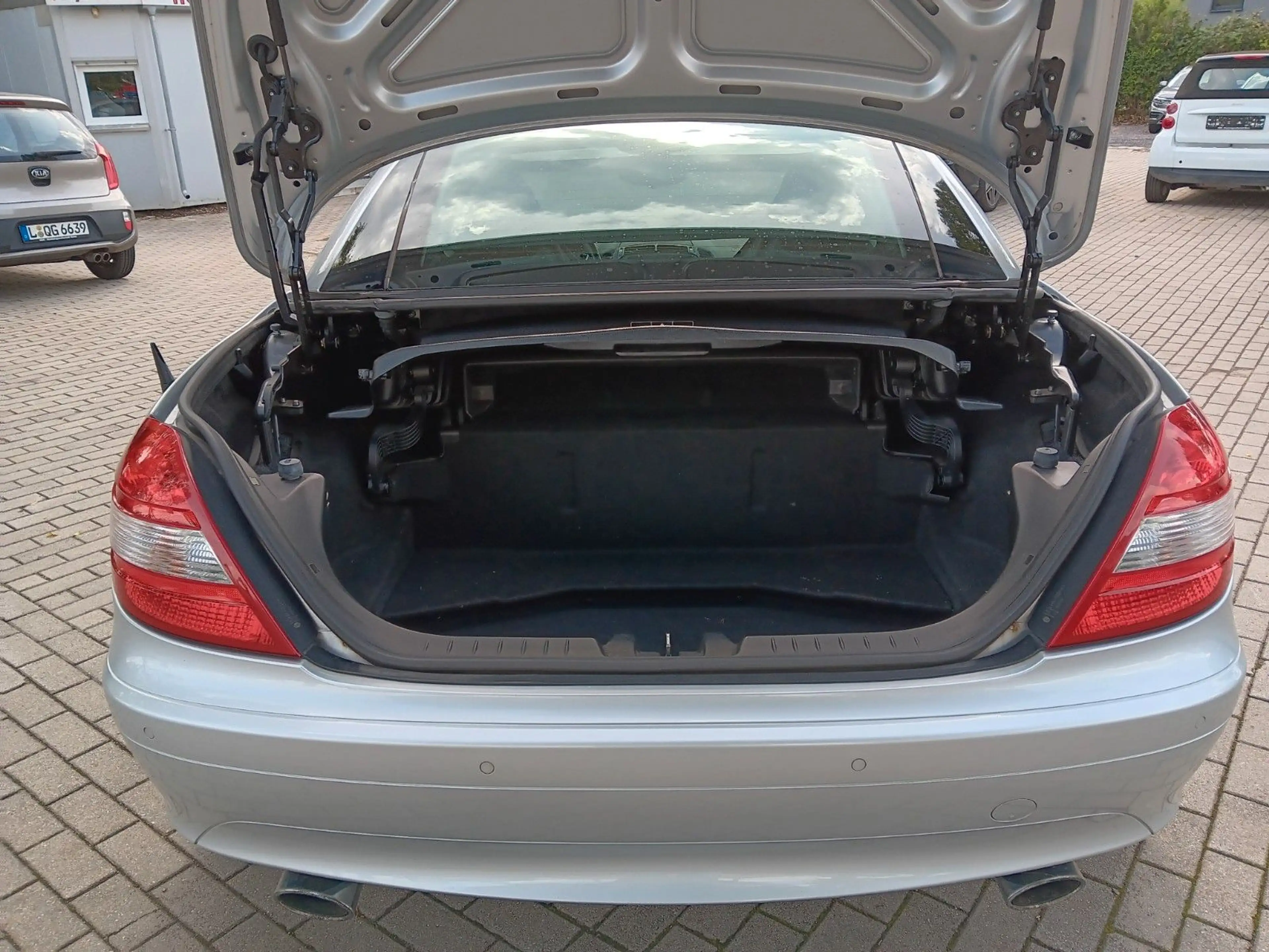 Mercedes-Benz SLK 200 Roadster Kompressor Leder Xenon Klima — photo 7