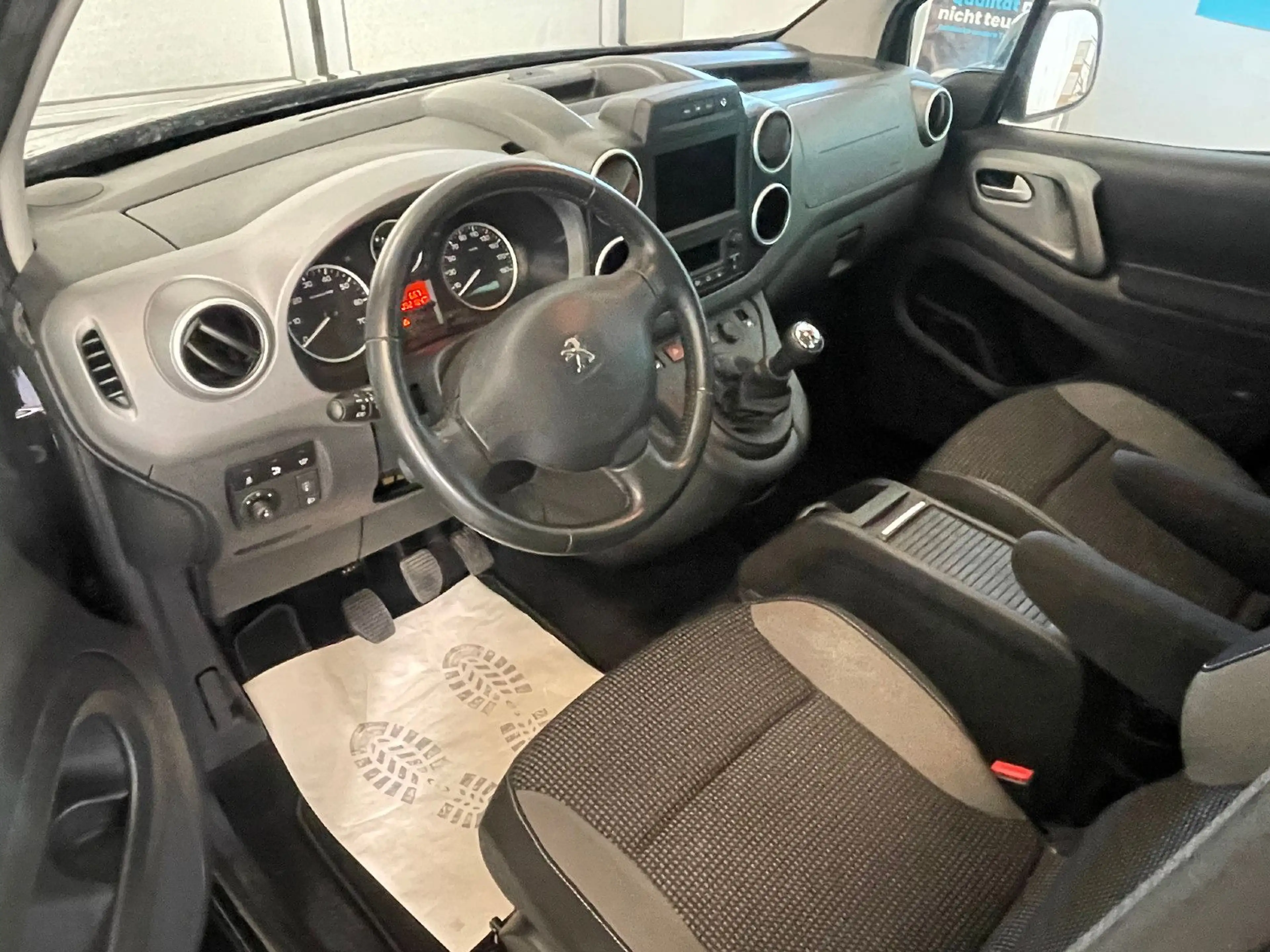 Peugeot Partner Tepee Allure — photo 4