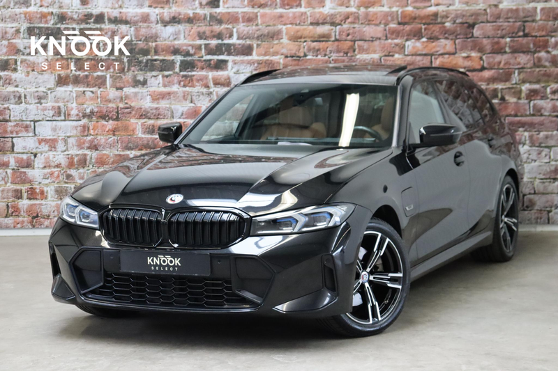 BMW 330 3-serie Touring 330e High Executive M Sport Pakket