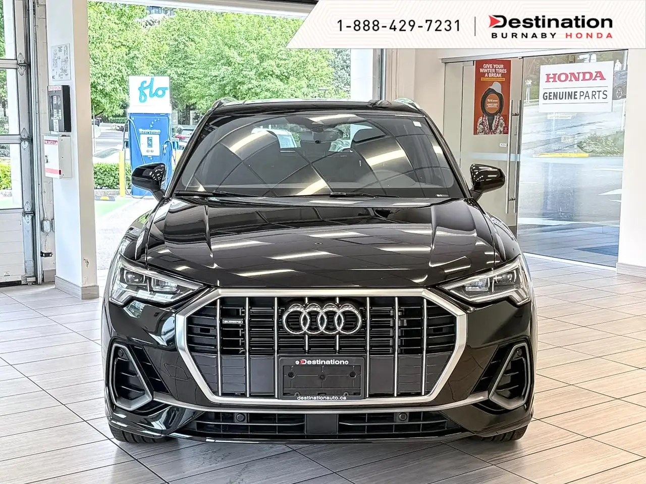 Audi Q3 снимка Audi Q3