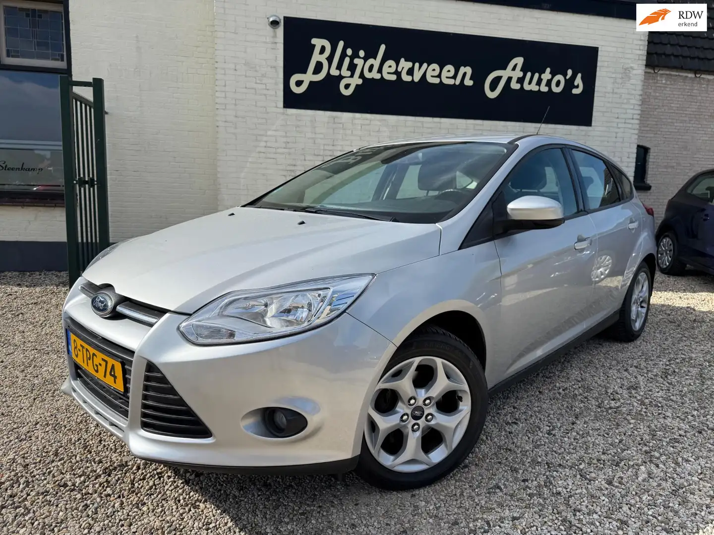 Ford Focus 1.6 TI-VCT Titanium Clima | Cruise | LM | Trekhaak Grau - 1