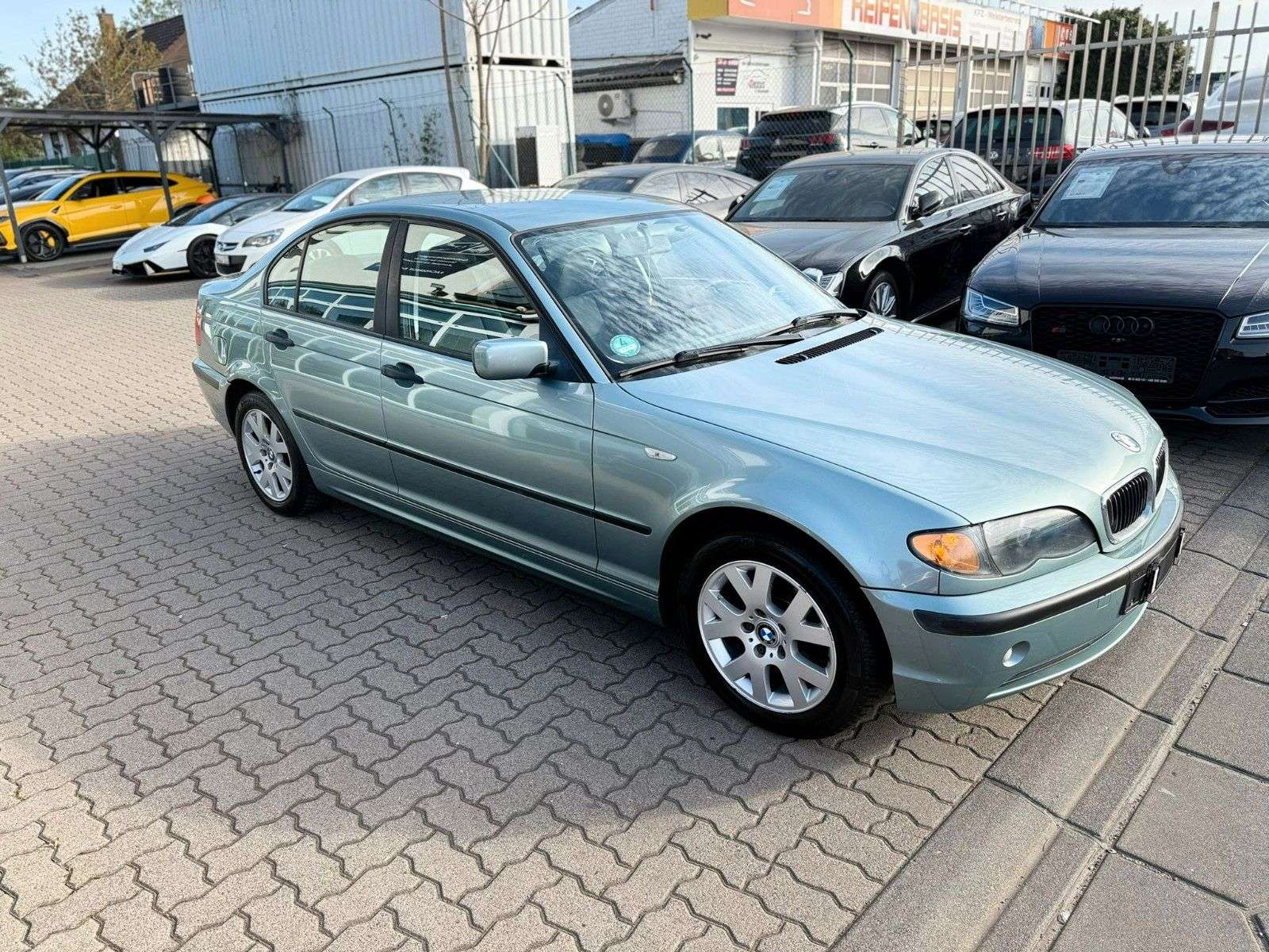 Second hand Bmw 3 Series 