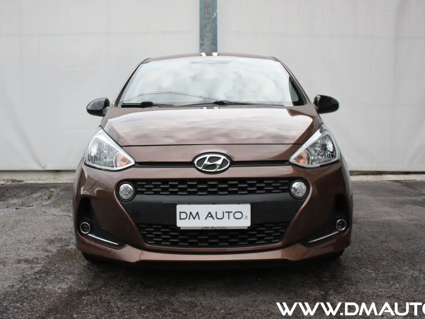 Hyundai i10 1.0 Style OK Neopatentati Marrone - 2