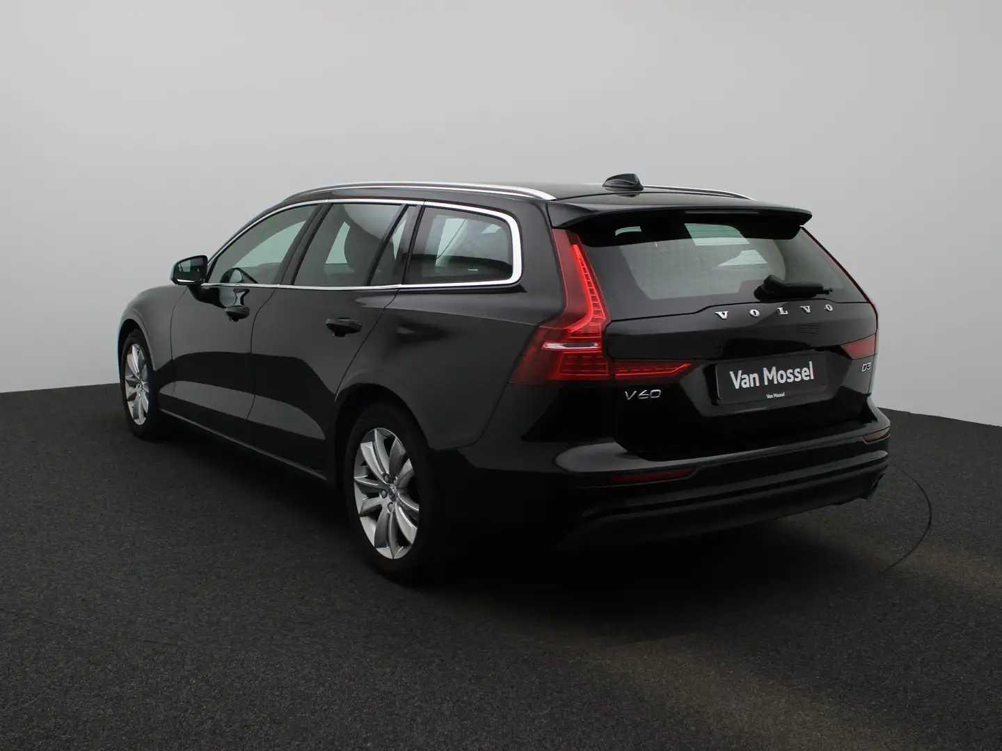 Volvo V60 D3 Momentum Pro CARPLAY | ACC | ELEKTRISCHE KOFFER Negro - 2