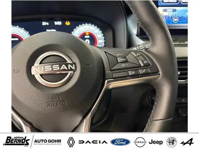 Nissan Juke view 15