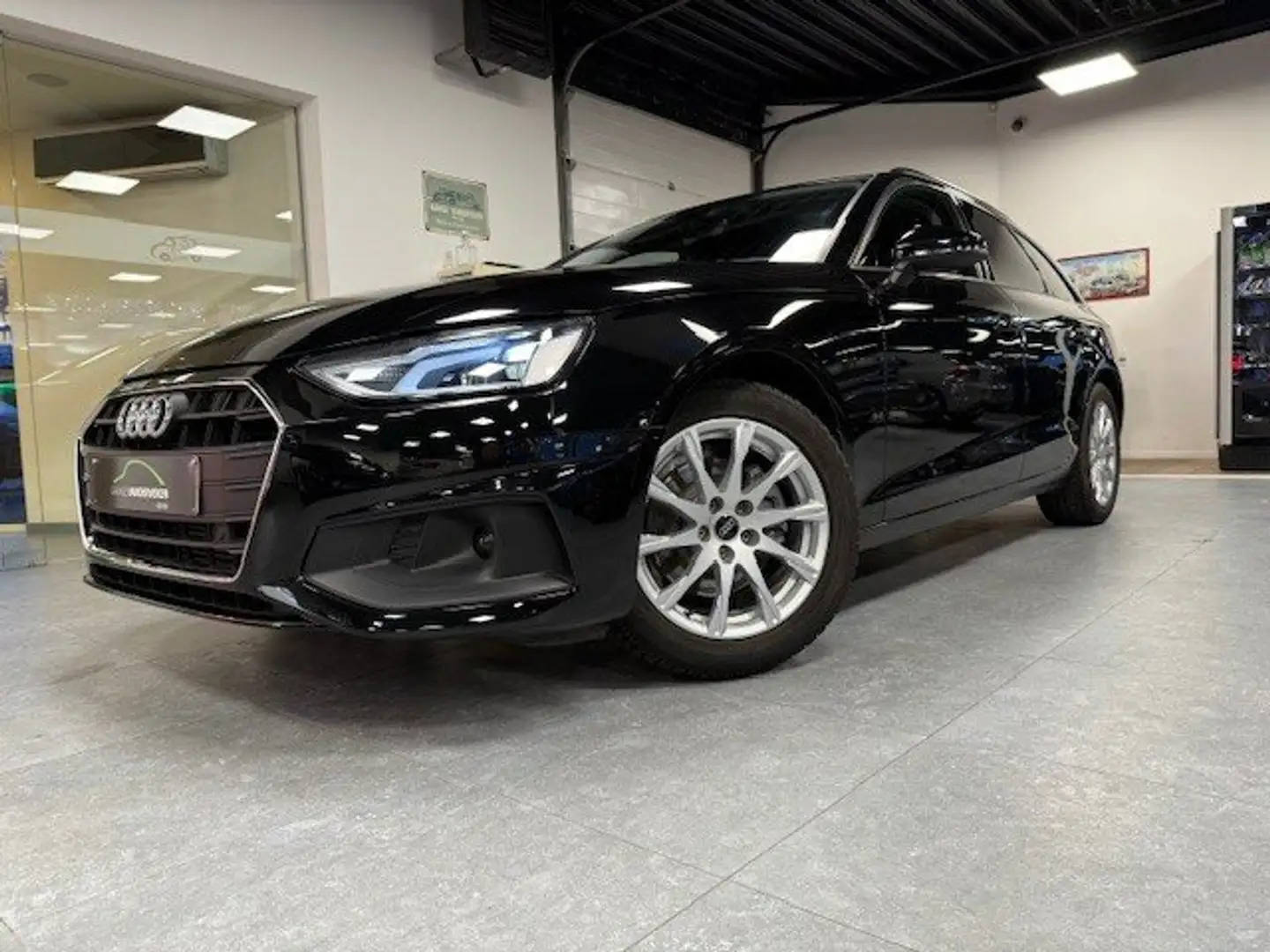 Audi A4 A4 Avant 35 TFSI S tronic advanced Noir - 1