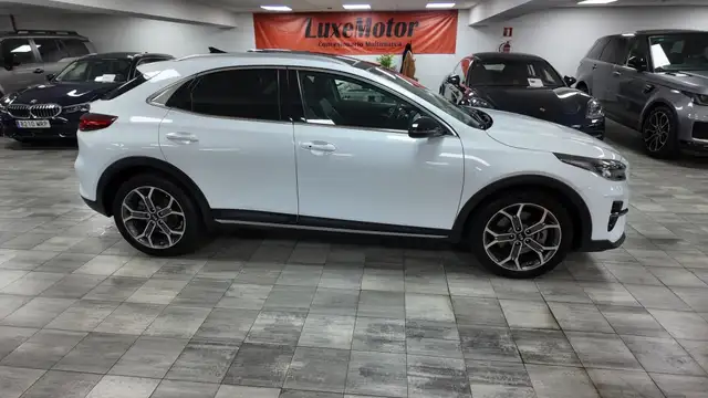 Kia Xceed view 7