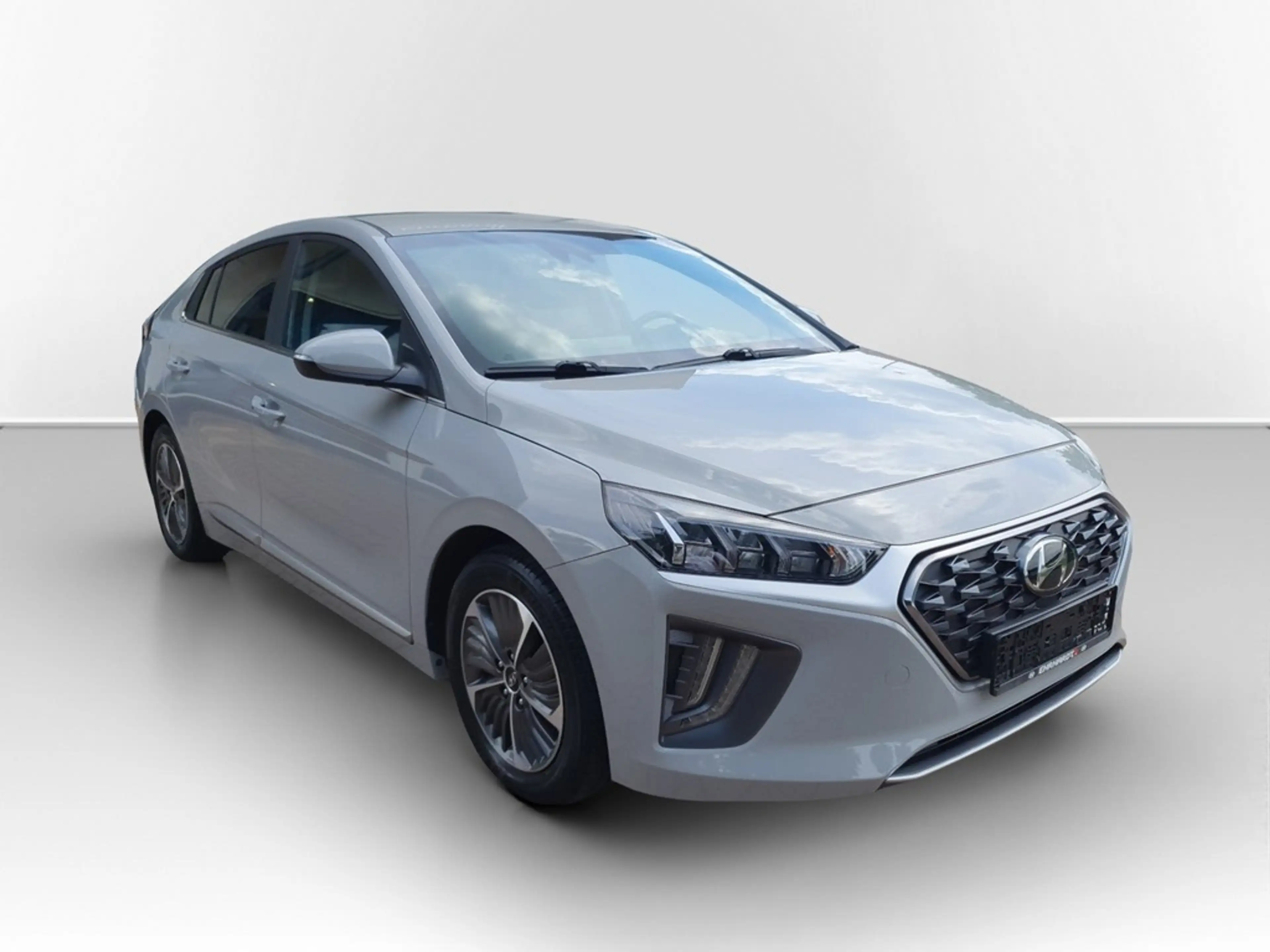 Hyundai IONIQ 1.6 GDI PHEV Style INFINITY*LED*NAV*SHZ*ACC*PDC... — photo 3