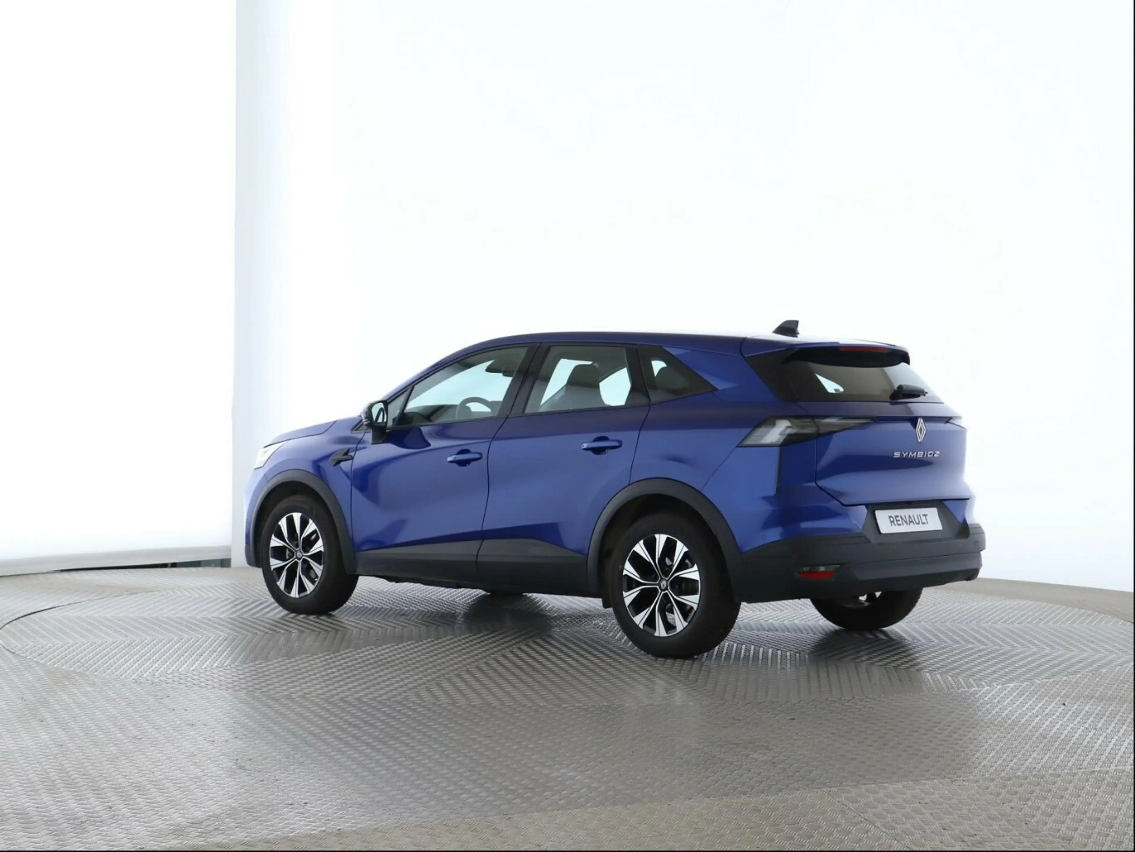 Renault Symbioz TCE 140 Mild Hybrid Evolution — photo 3
