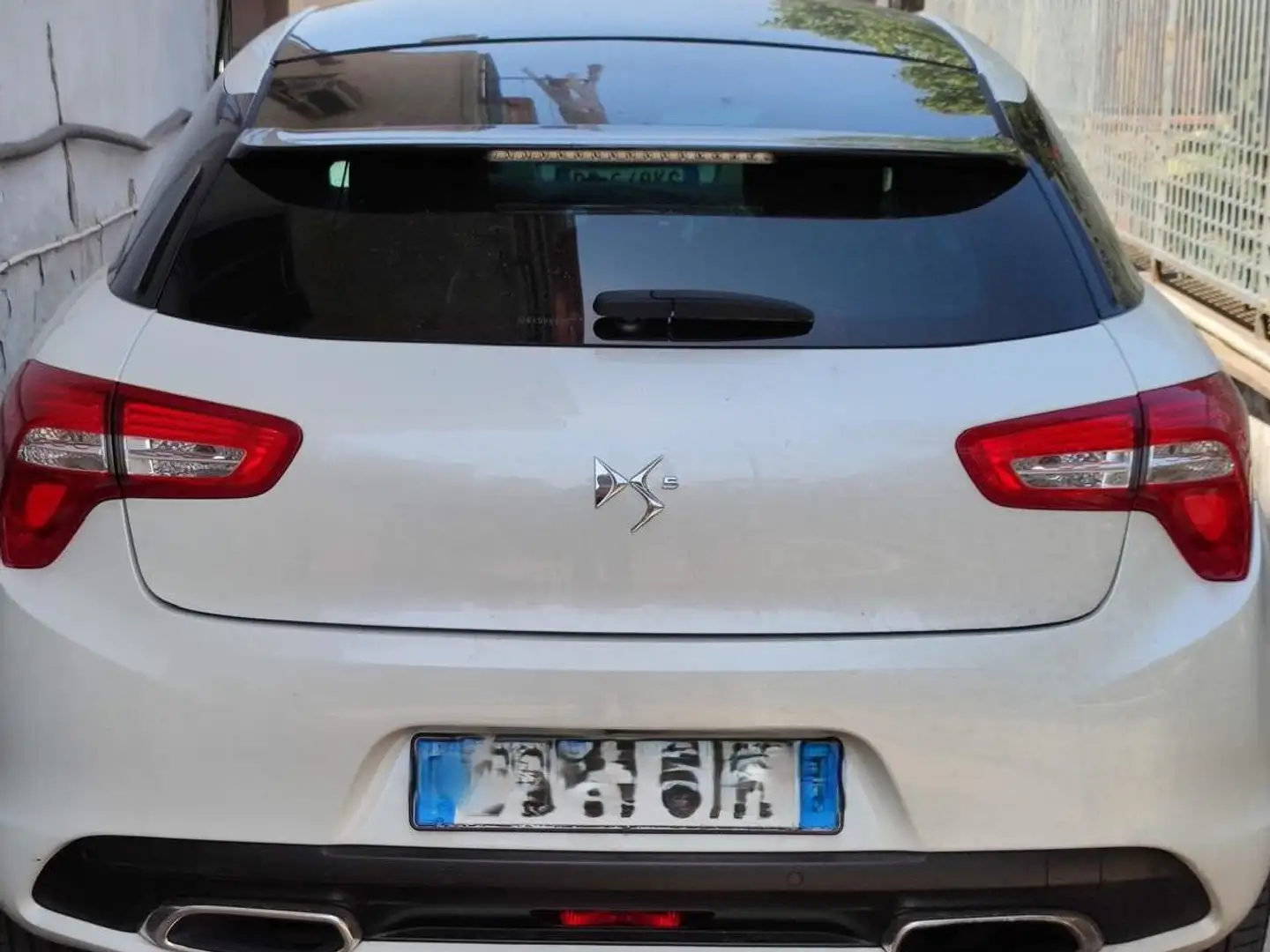 Citroen DS5 DS5 1.6 bluehdi So Chic s/t.panor. 120cv Blanco - 2