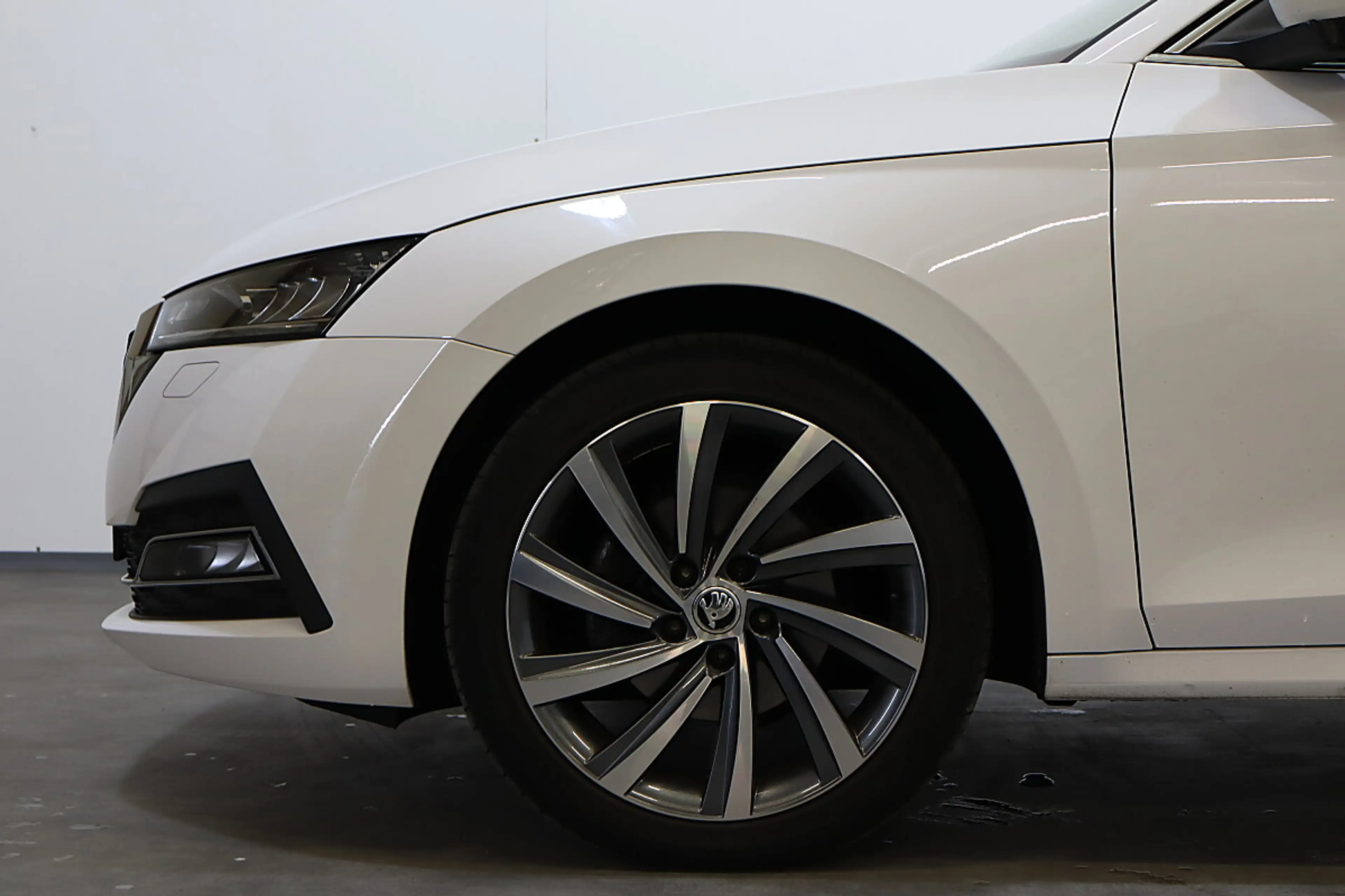Skoda Octavia 2.0 TDI DPF Premium|Pickerl NEU|AHK|LED|RFK|SHZ — photo 8