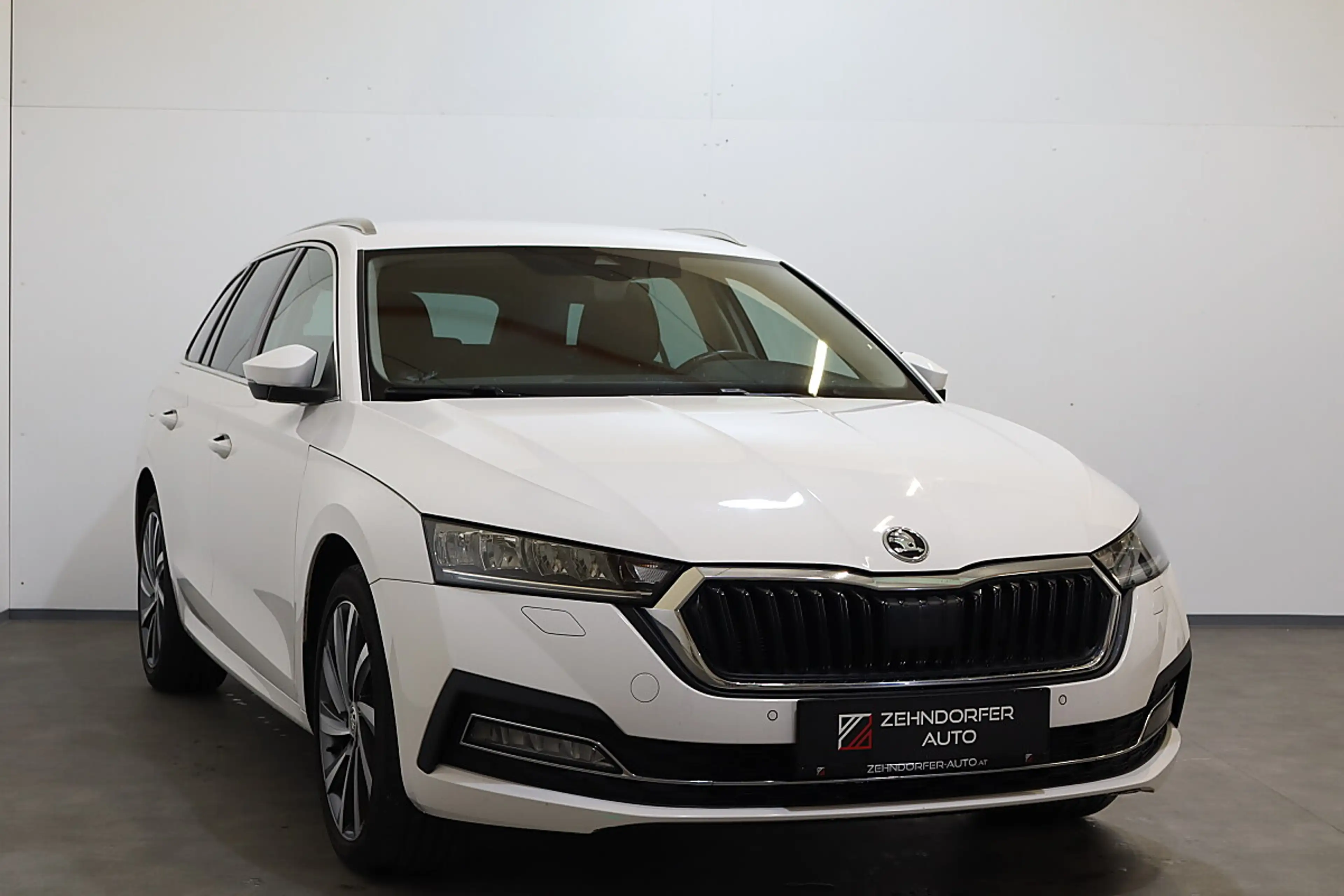 Skoda Octavia 2.0 TDI DPF Premium|Pickerl NEU|AHK|LED|RFK|SHZ