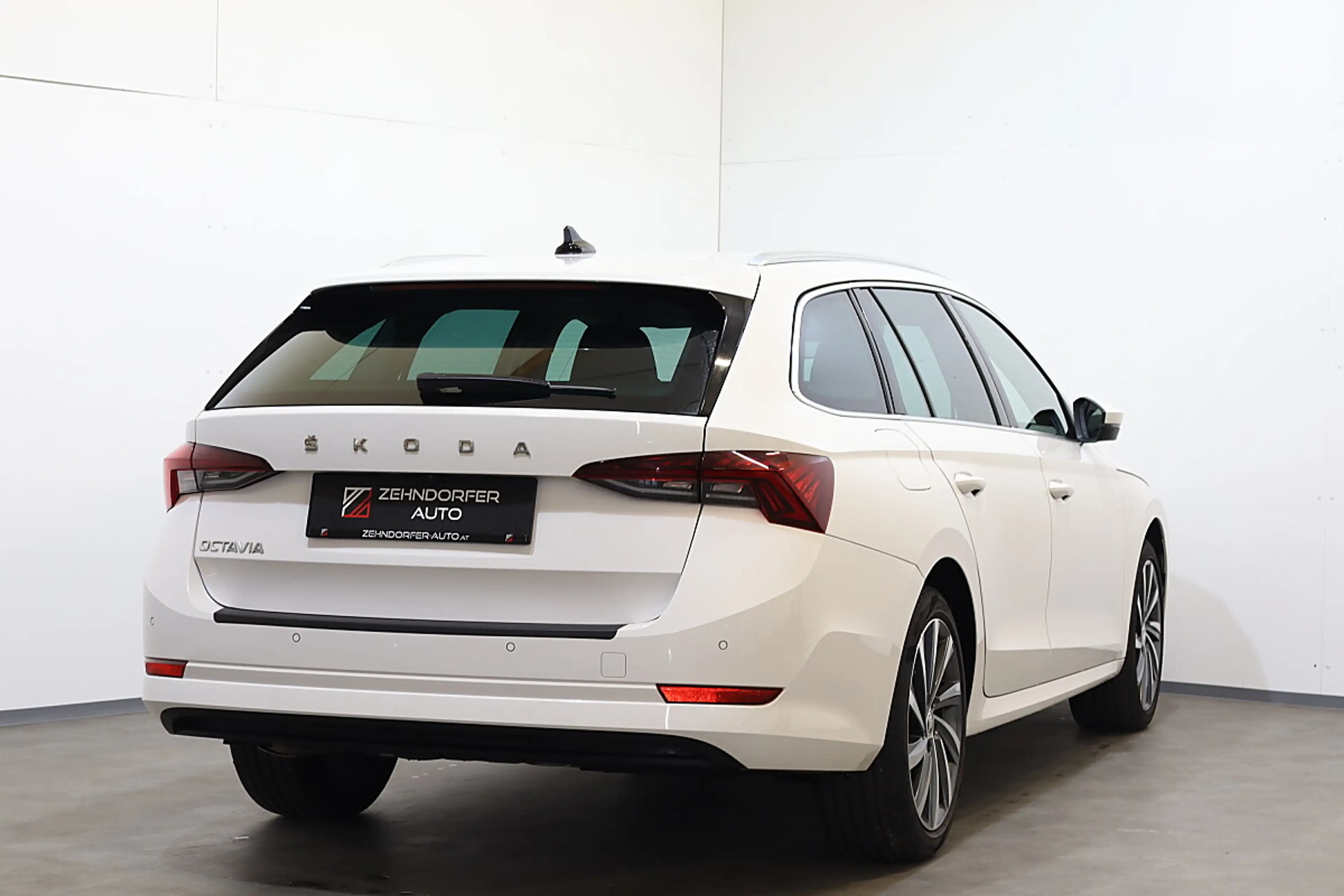 Skoda Octavia 2.0 TDI DPF Premium|Pickerl NEU|AHK|LED|RFK|SHZ — photo 5
