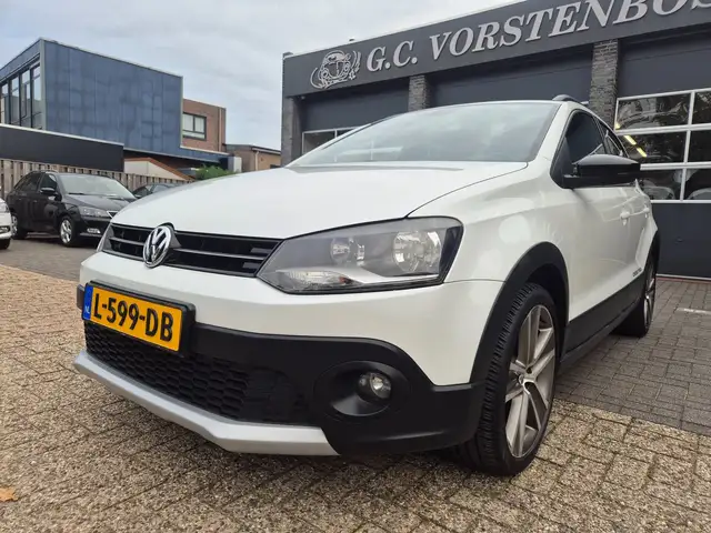 Volkswagen Polo Cross 1.2 TSI leer met alcantara navi