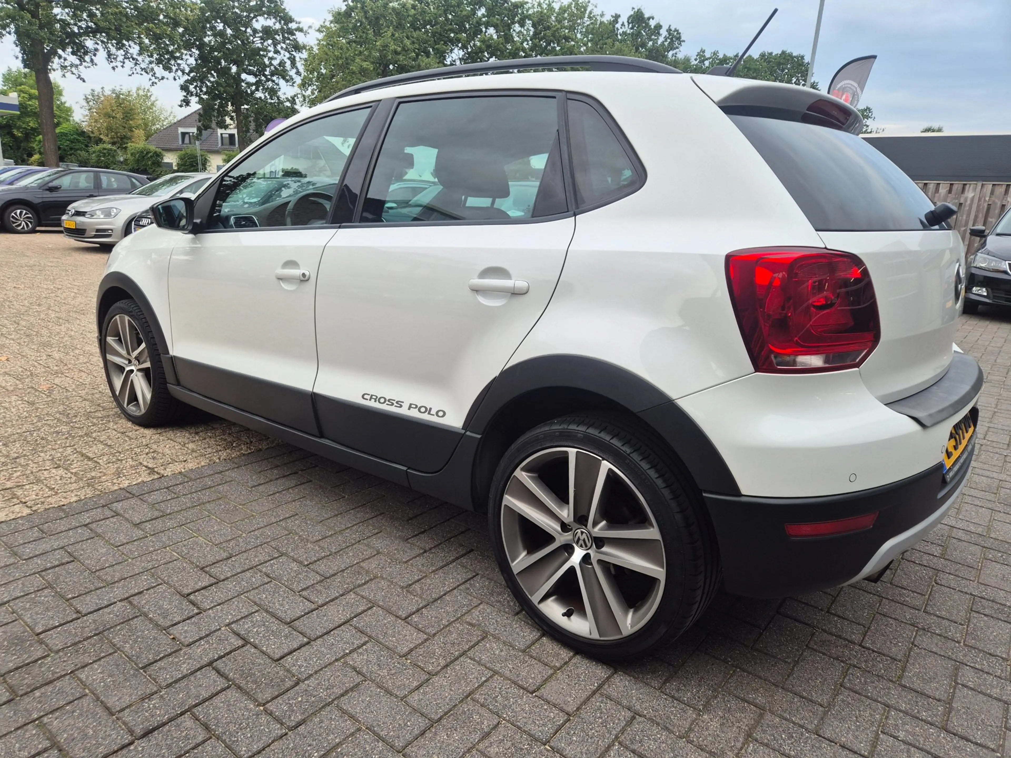 Volkswagen Polo Cross 1.2 TSI leer met alcantara navi — photo 5