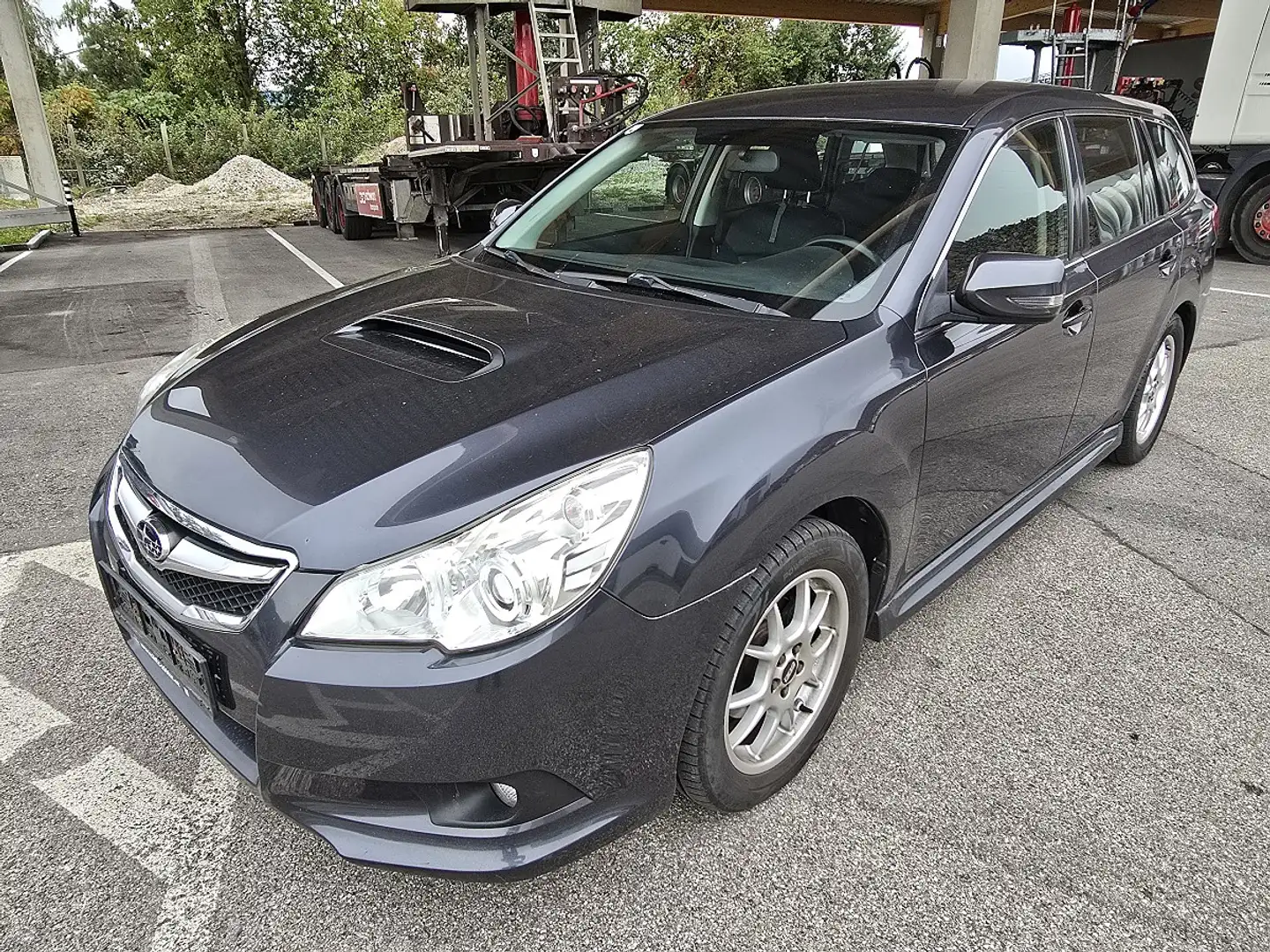 Subaru Legacy Touring Wagon 2,0 D Classic AWD Gris - 1