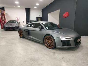 R8 V10 5.2 FSI 540 S tronic 7 Quattro