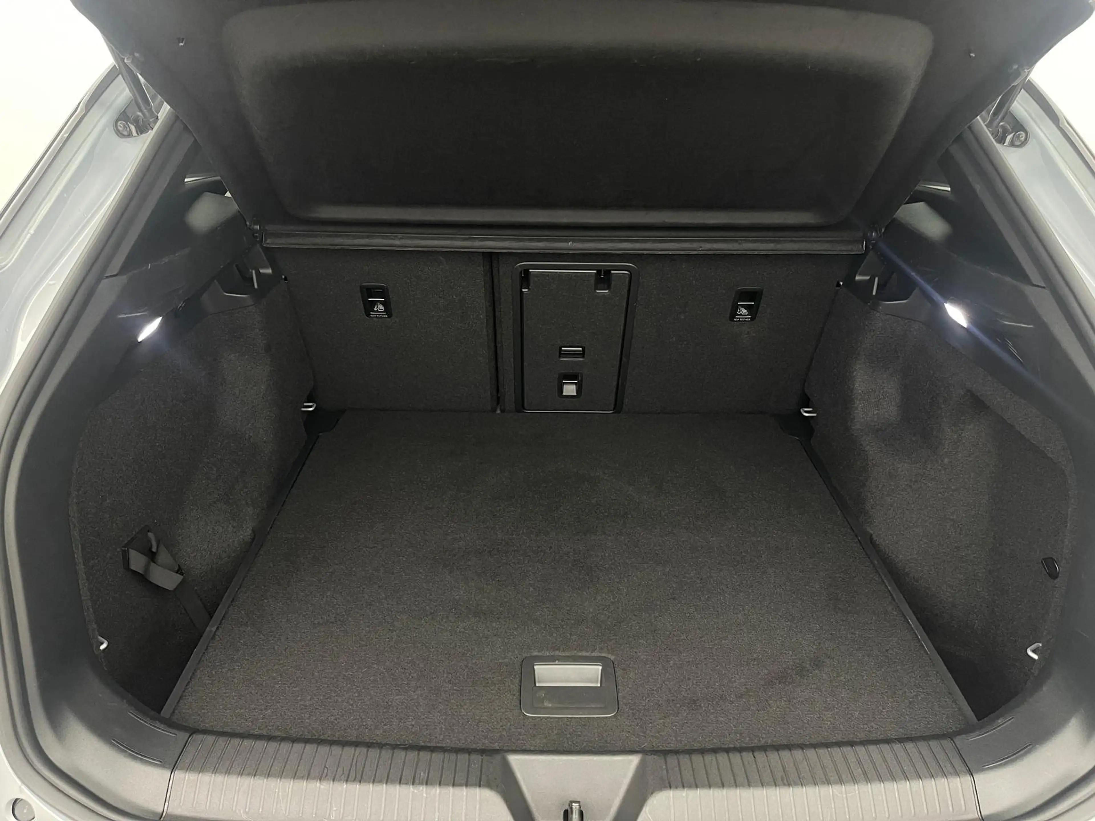 Volkswagen ID.4 Pro Performance 77kWh KEYLESS*LED — photo 9