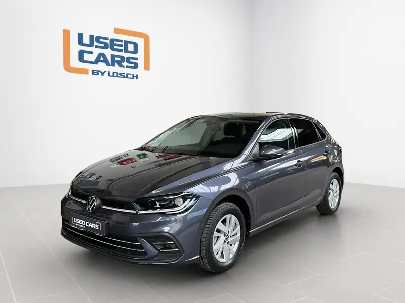 VOLKSWAGEN Polo