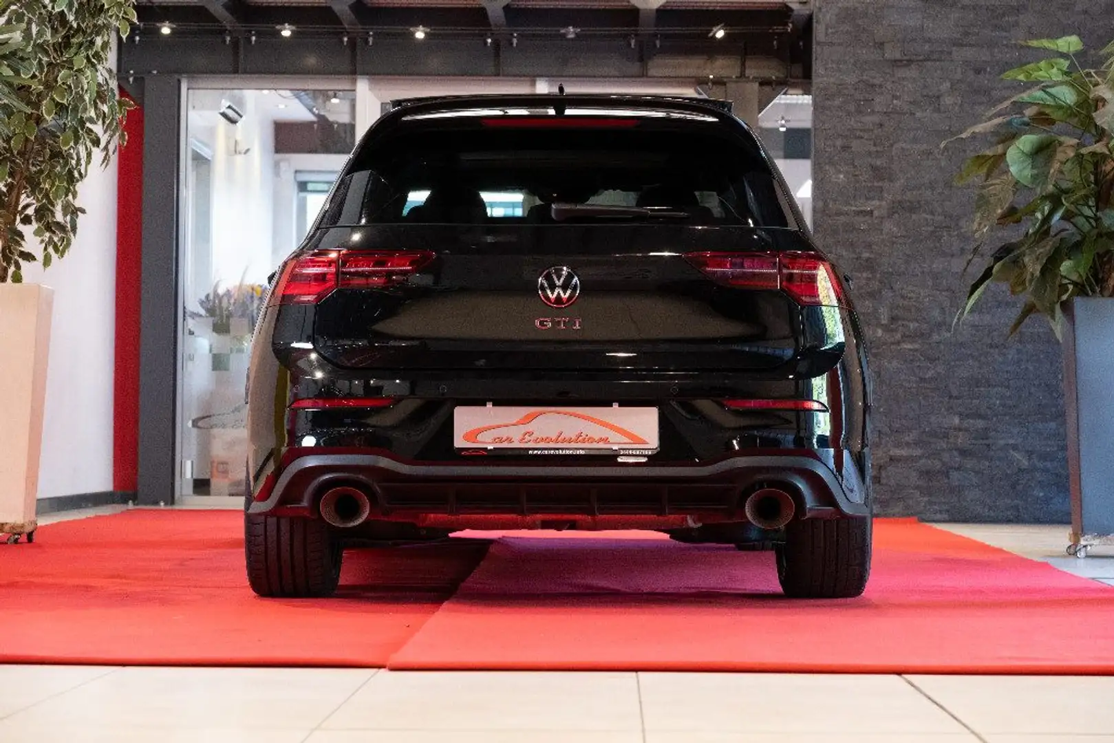 Volkswagen Golf R 2.0 TSI GTI.CLUBSPORT 300 CV DSG.AKRAPOVIC.PERFOR Negro - 1