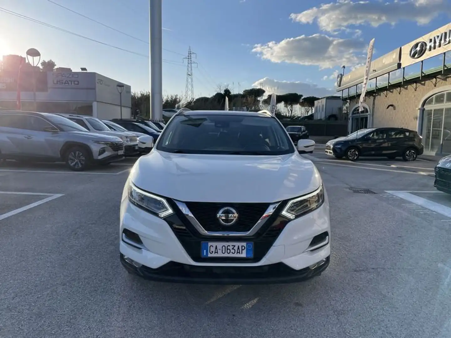 Nissan Qashqai 1.7 dCi 2WD N-Connecta Wit - 2