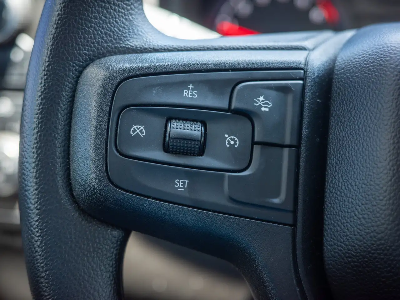 Chevrolet Silverado 1500 photo Chevrolet Silverado 1500