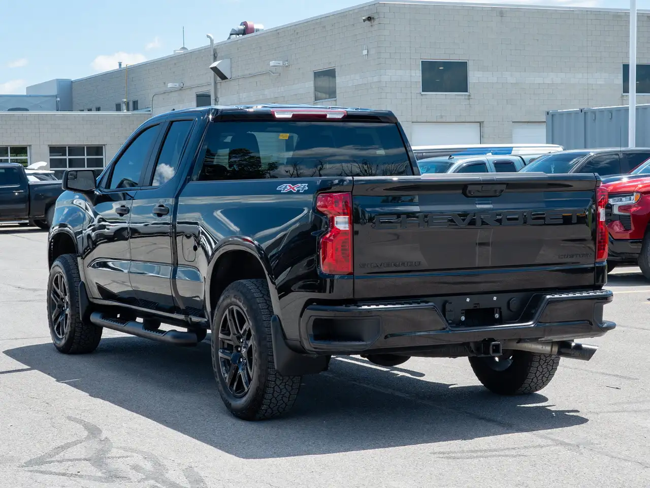 Chevrolet Silverado 1500 photo Chevrolet Silverado 1500