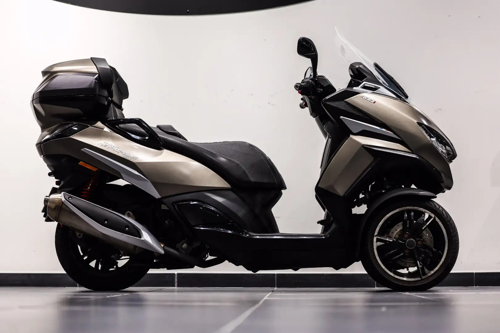 Peugeot Metropolis Marrón - 1