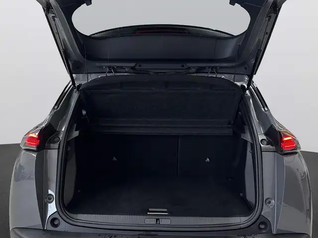 Peugeot 2008 view 9
