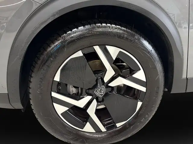 Peugeot 2008 view 10
