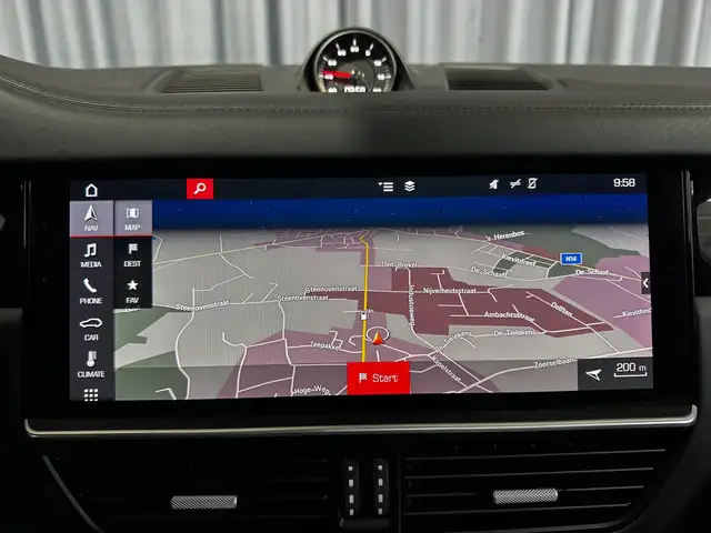 Porsche Cayenne view 14
