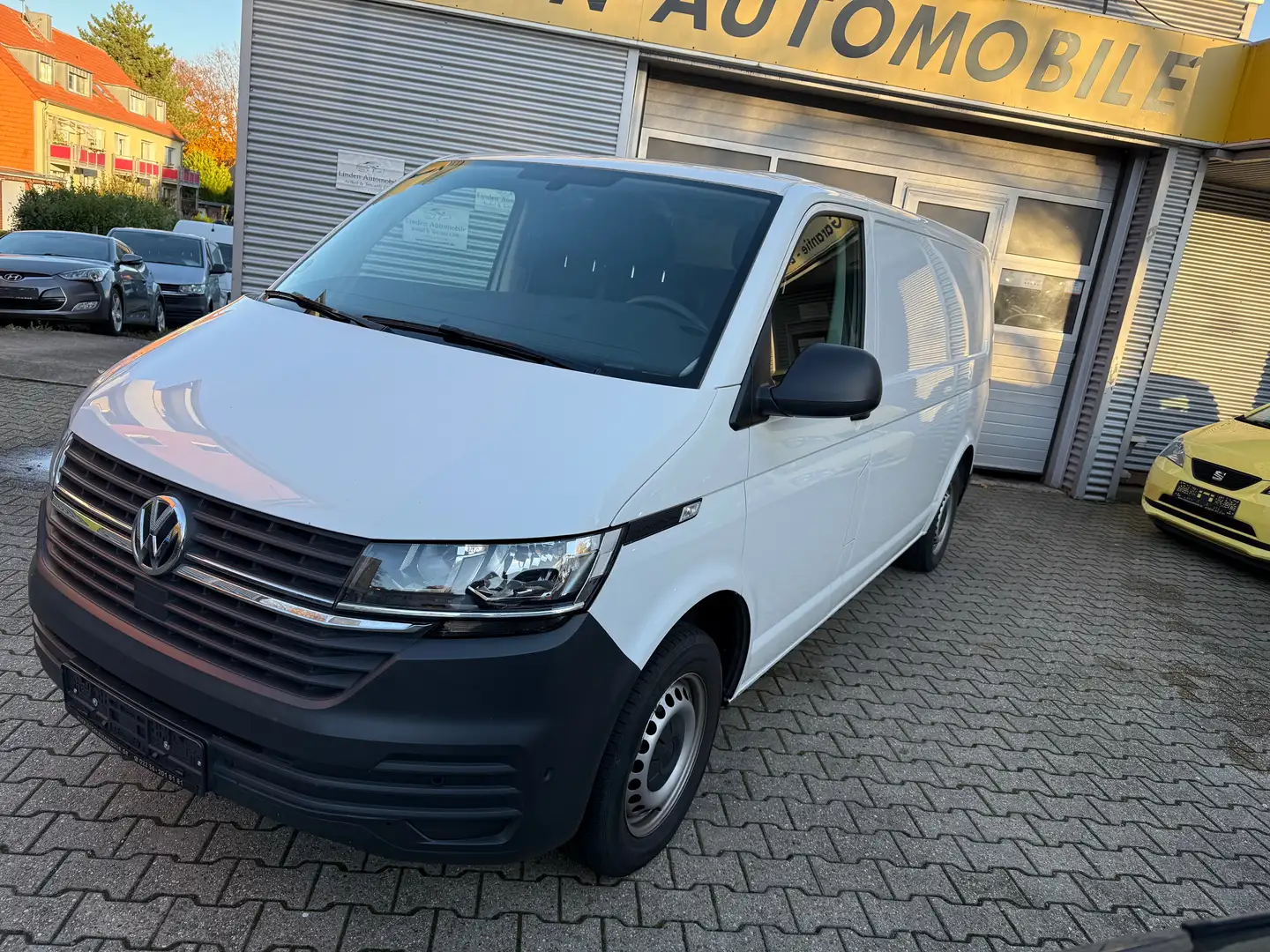 Volkswagen T6.1 Transporter lang FWD Blanc - 2