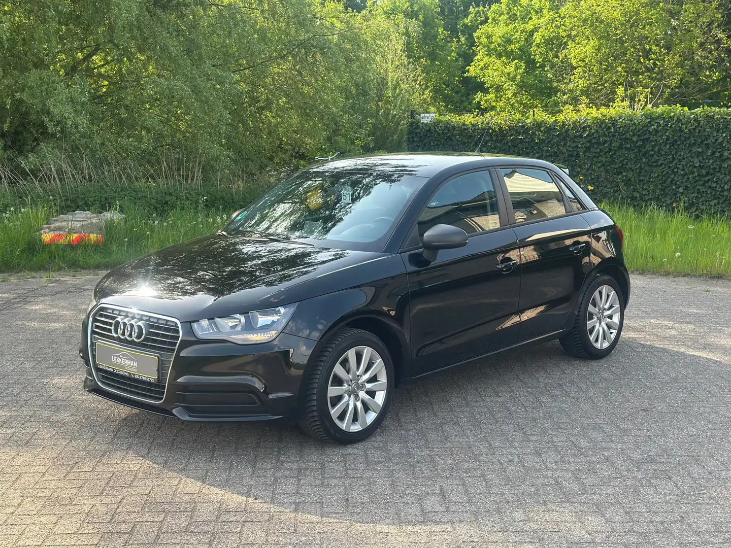 Audi A1 Sportback 1.2 TFSI Ambition Pro Line NAVI I PDC I - 1