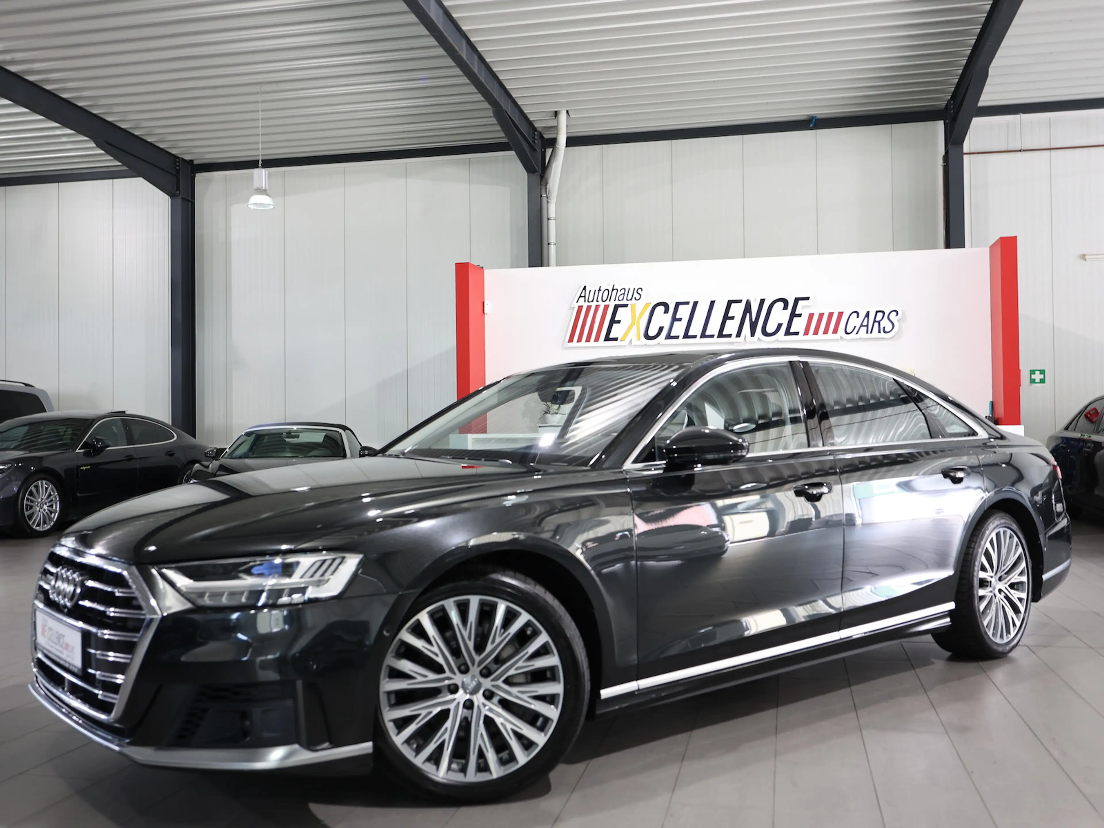 Audi A8 50 TDI Q S-LINE / LASER / PANORAMA / B&O — photo 5