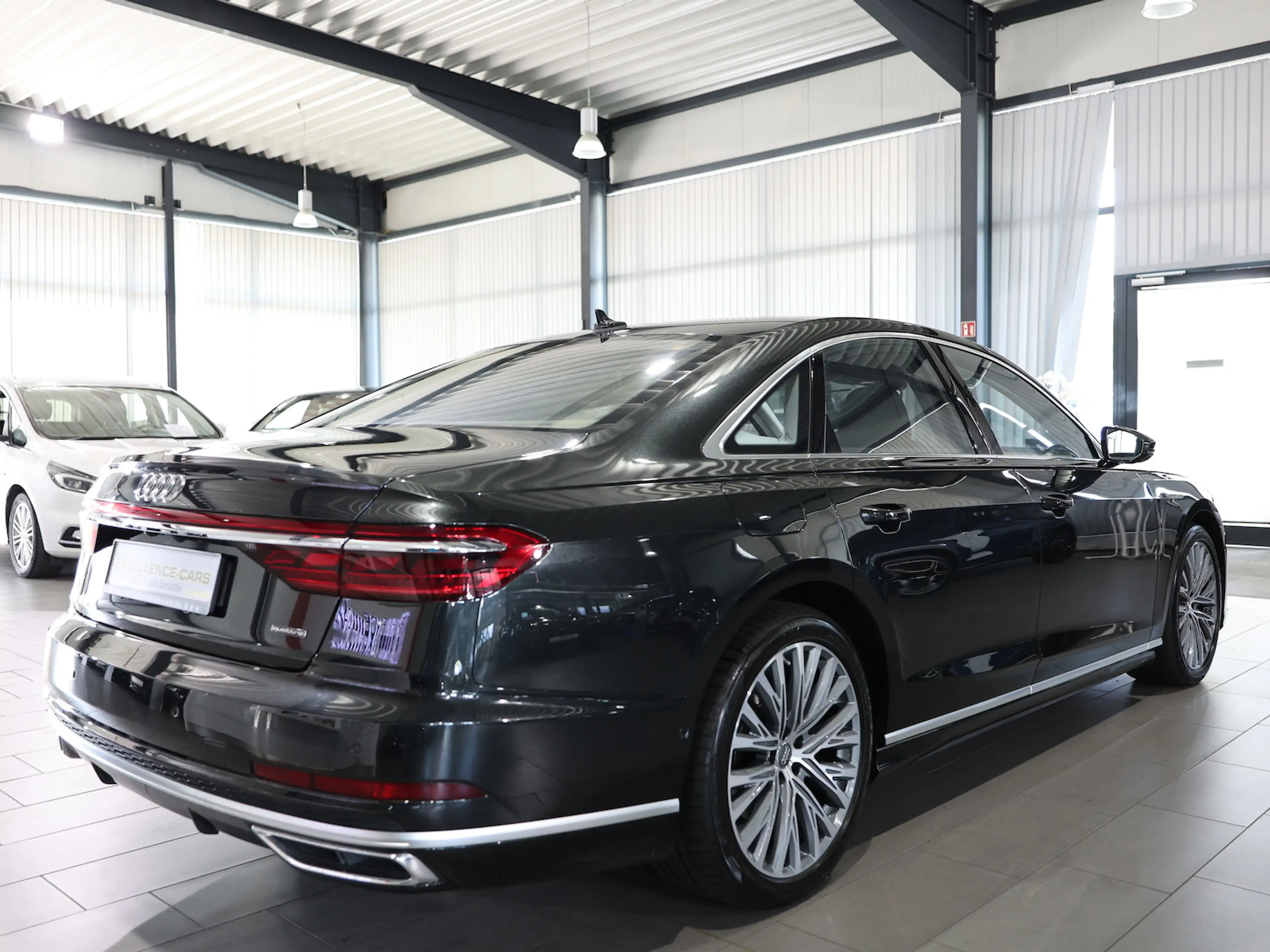 Audi A8 50 TDI Q S-LINE / LASER / PANORAMA / B&O — photo 11