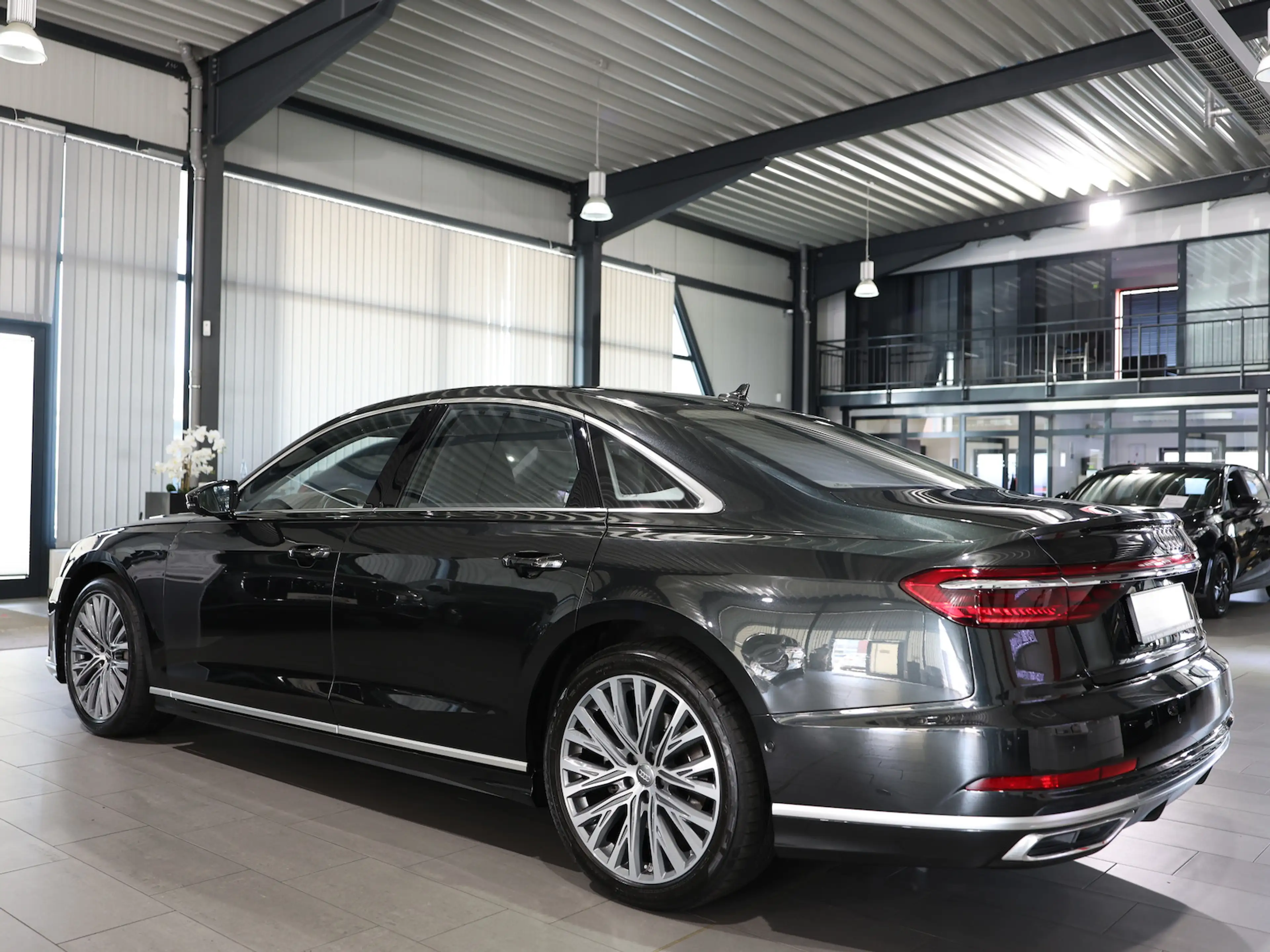 Audi A8 50 TDI Q S-LINE / LASER / PANORAMA / B&O — photo 10