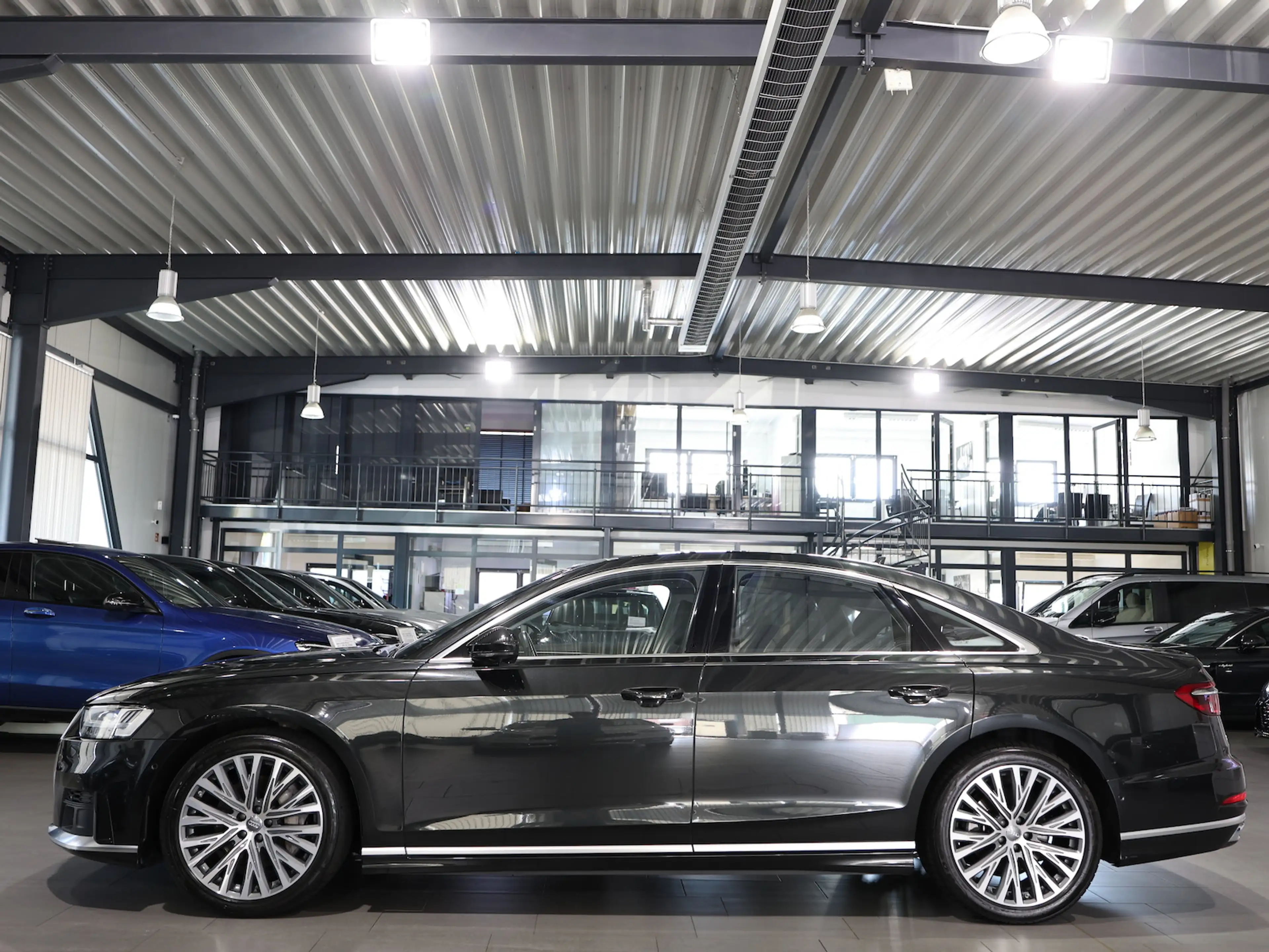 Audi A8 50 TDI Q S-LINE / LASER / PANORAMA / B&O — photo 8