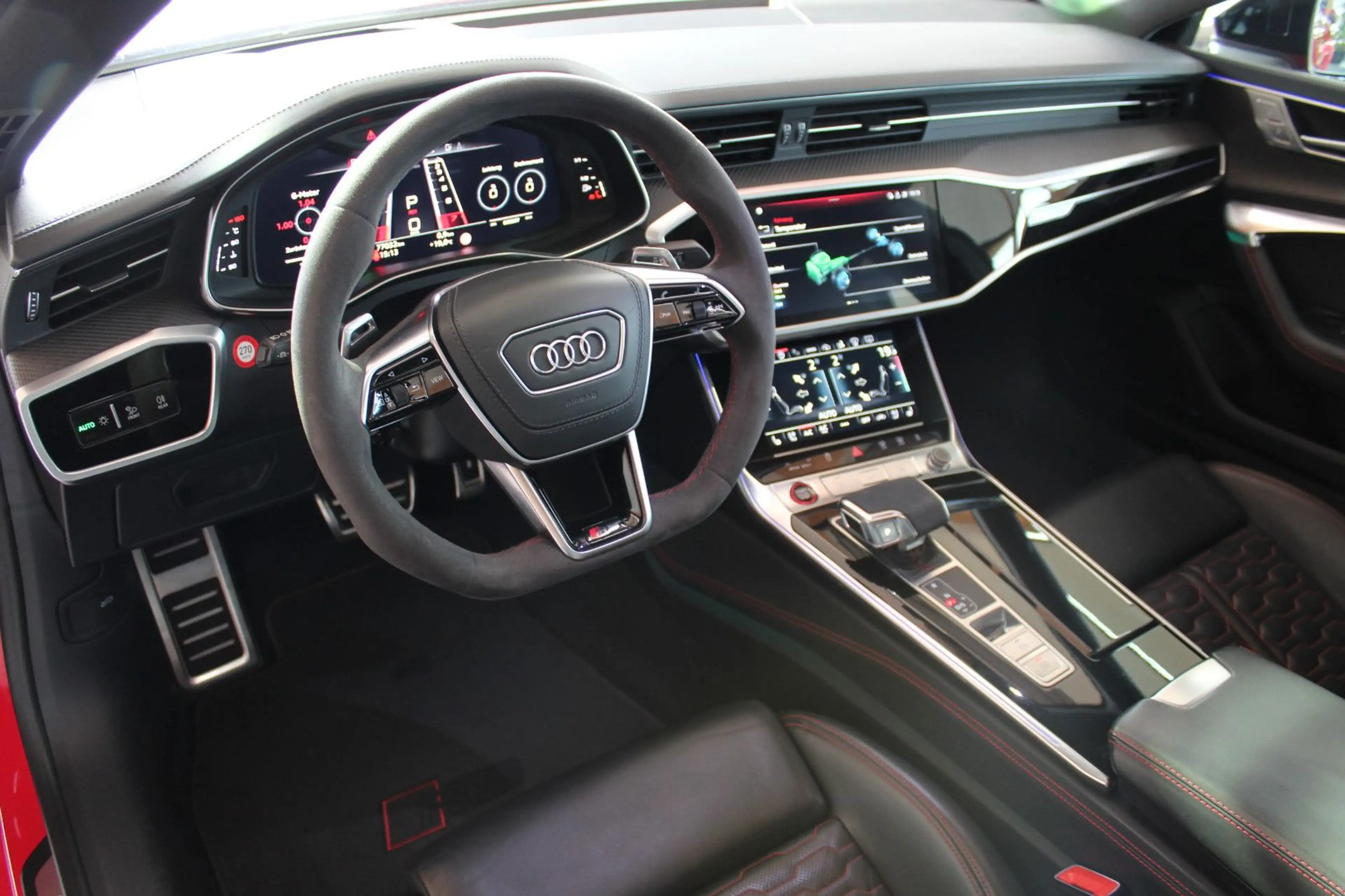 Audi RS7 Sportback 4.0 TFSI S tronic quattro — photo 9