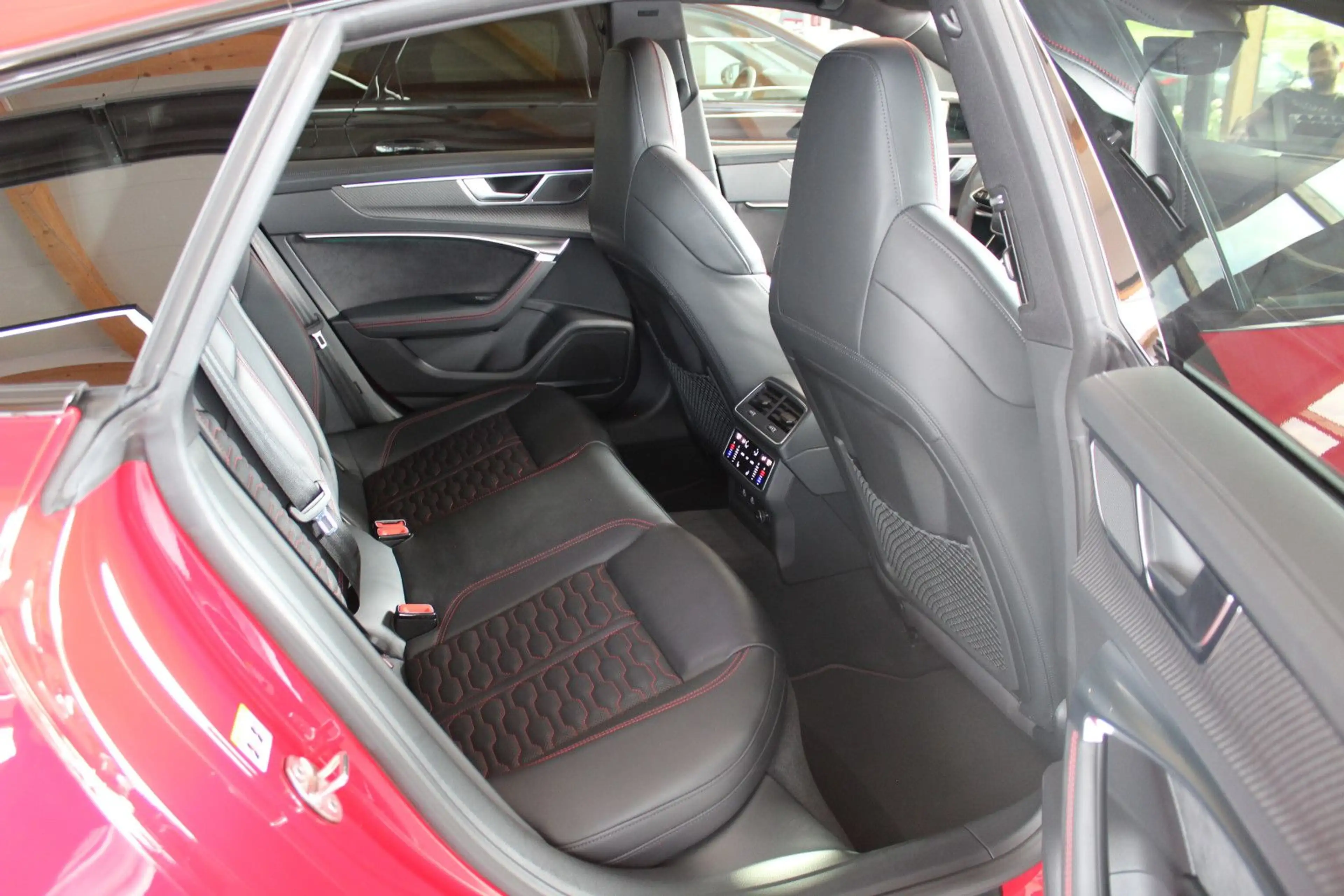 Audi RS7 Sportback 4.0 TFSI S tronic quattro — photo 13