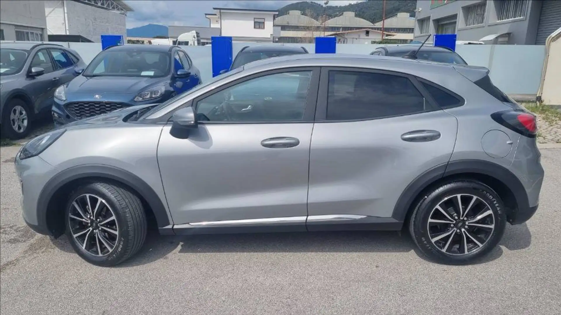 Ford Puma 1.5 ecoblue Titanium s&s 120cv Grigio - 2