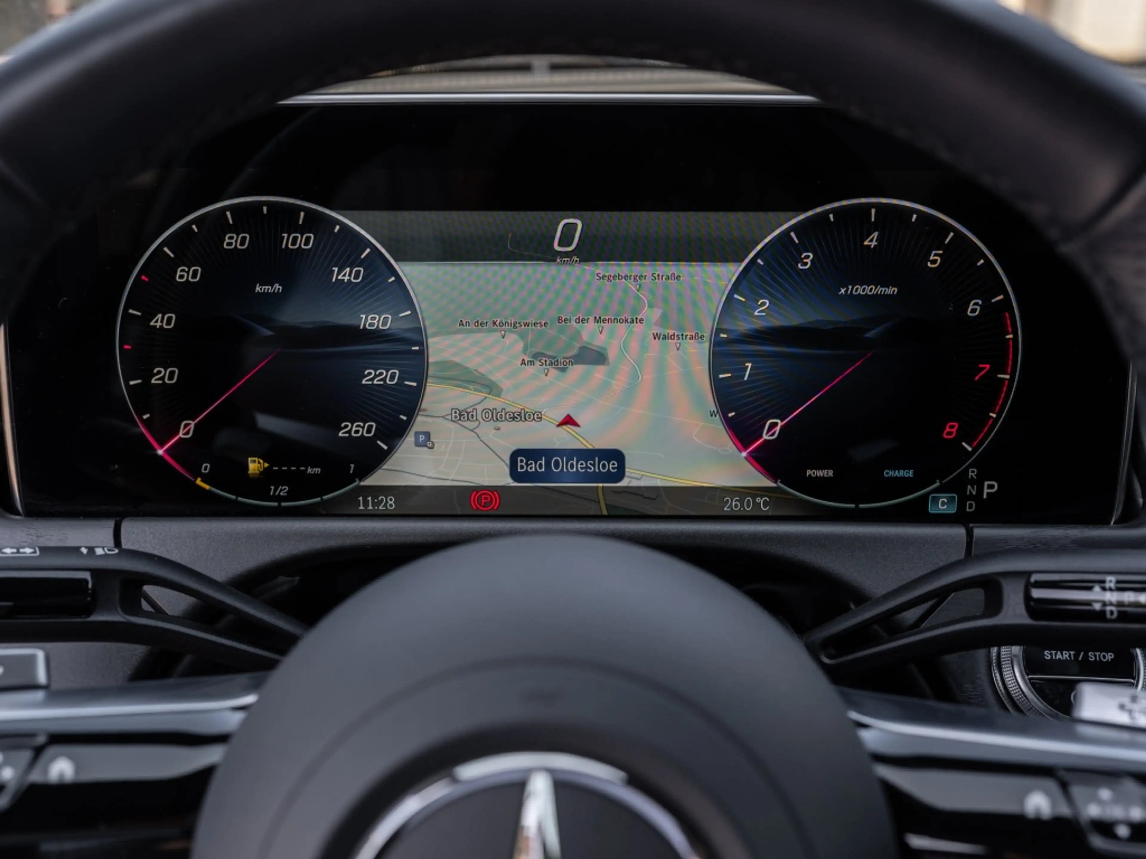 Mercedes-Benz E 200 , AMG NIGHT DISTR KAMERA SPUR PDC SHZ — photo 11