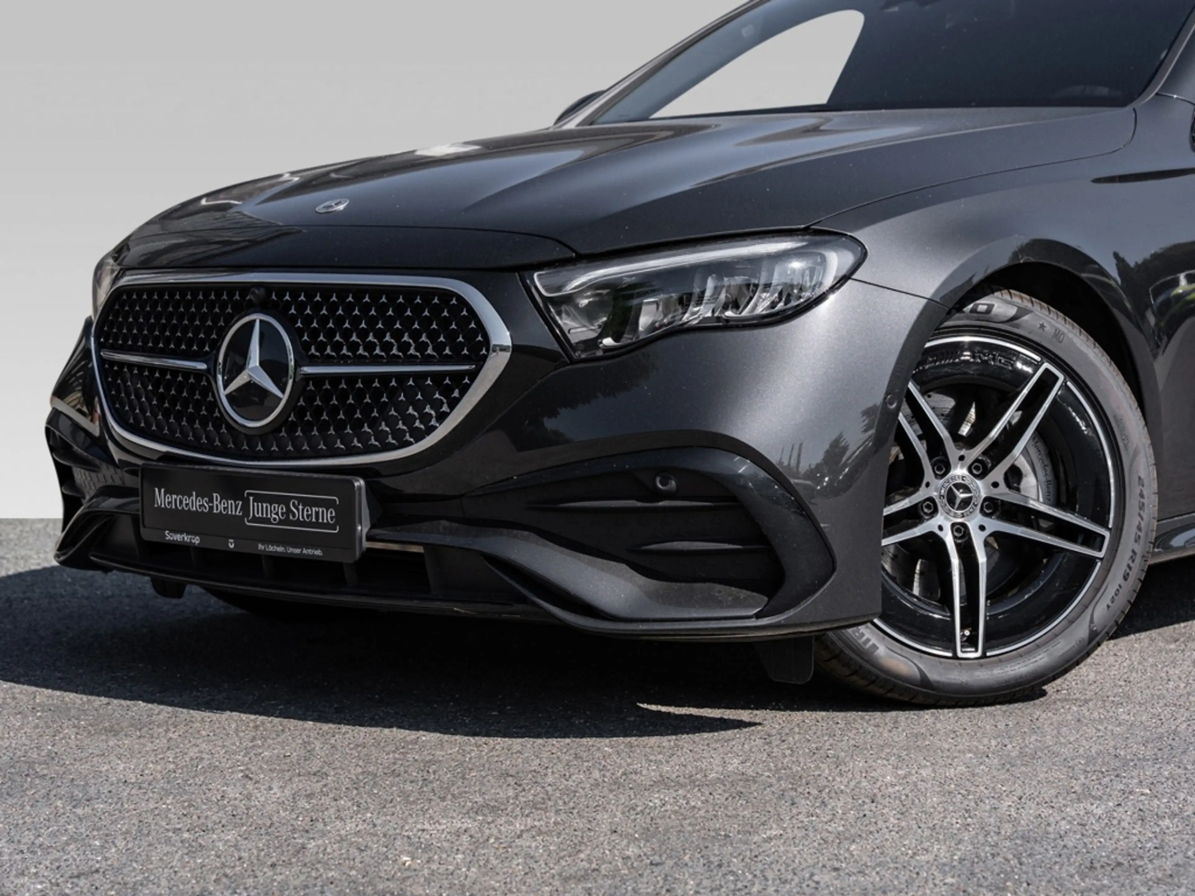 Mercedes-Benz E 200 , AMG NIGHT DISTR KAMERA SPUR PDC SHZ — photo 5