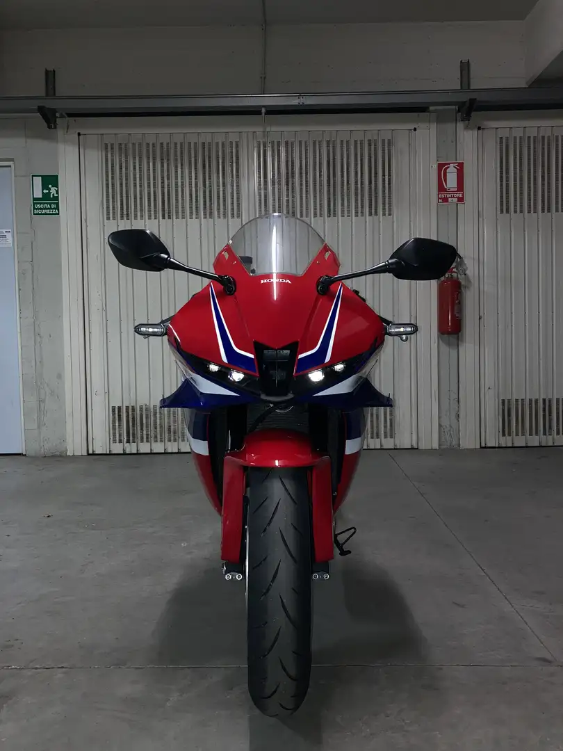 Honda CBR 600 RR Червоний - 2