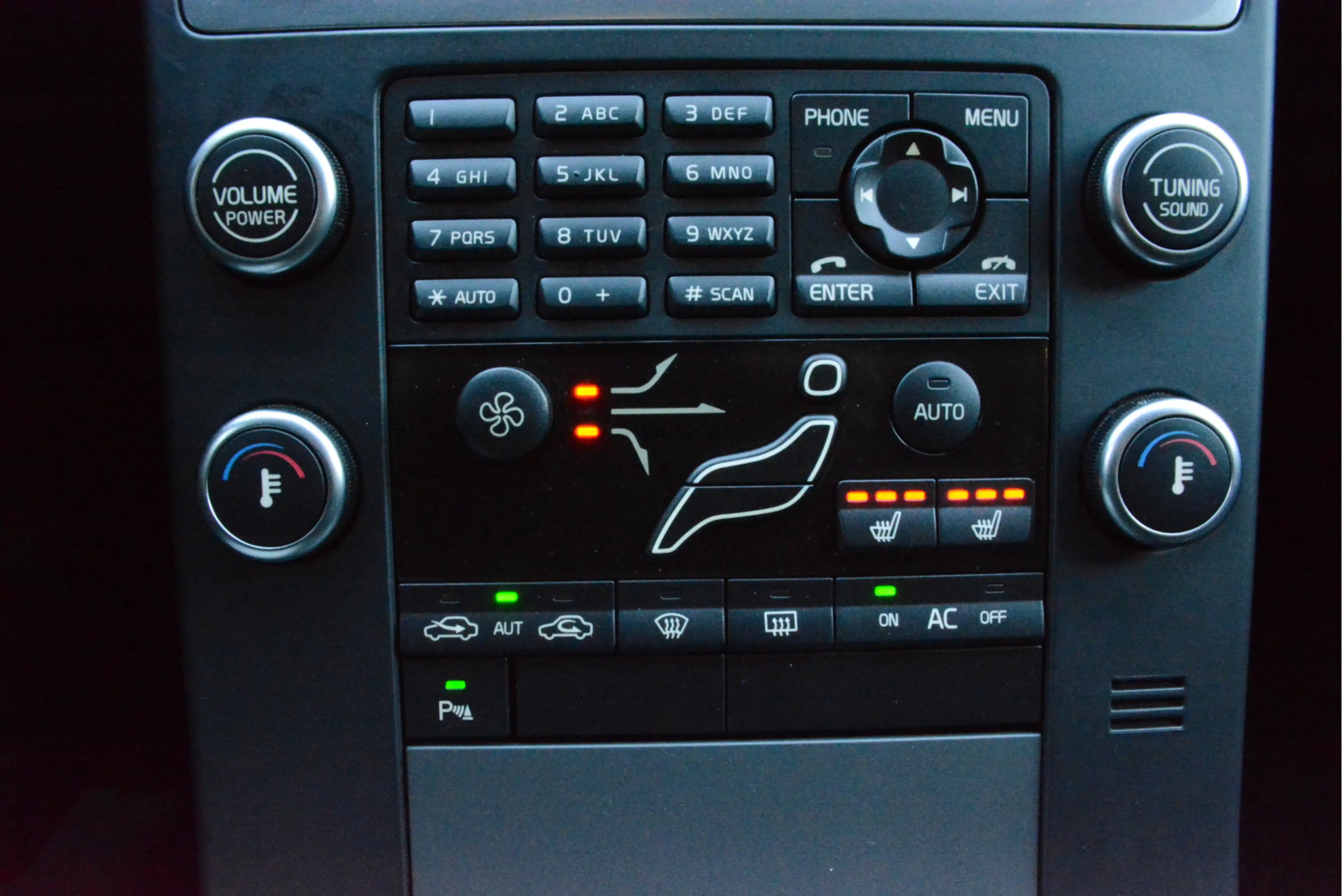 Volvo V70 2.0 Momentum|Automaat|Trehaak| — photo 6