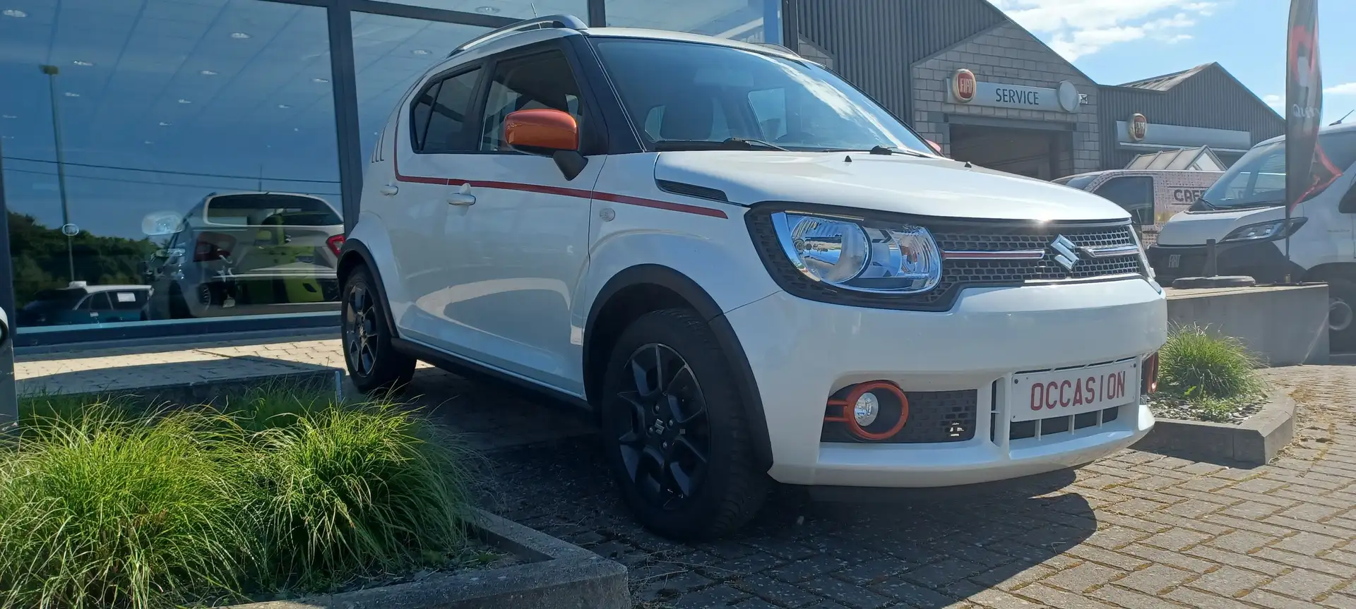 Suzuki Ignis 1.2i !! SUPER ETAT A VOIR !! Blanc - 2
