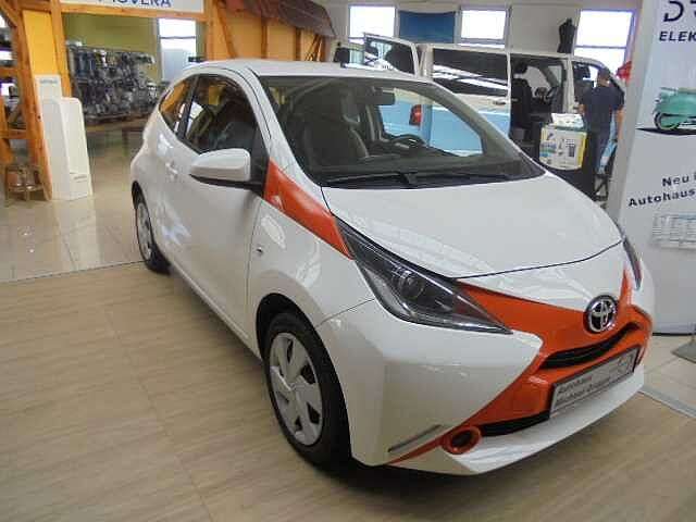 Imagine Toyota Aygo X -shift x-play' Automatik '