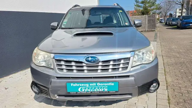 Subaru Forester 2.0D+PANO+4X4+KAMERA+ANHÄN
